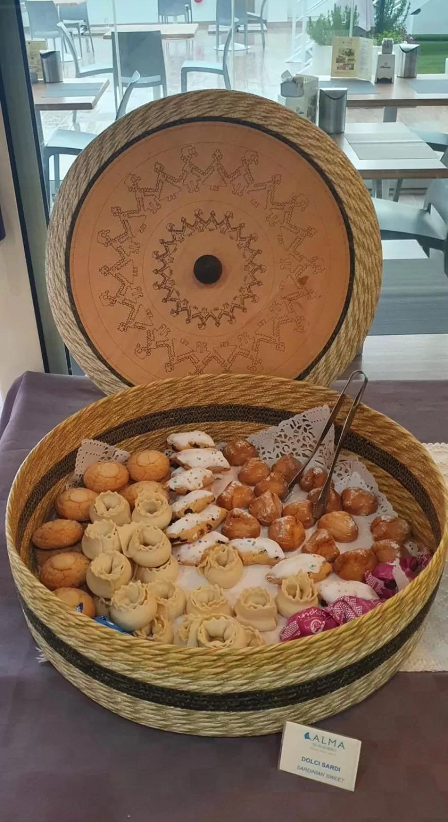 Buffet breakfast in Alma di Alghero Hotel