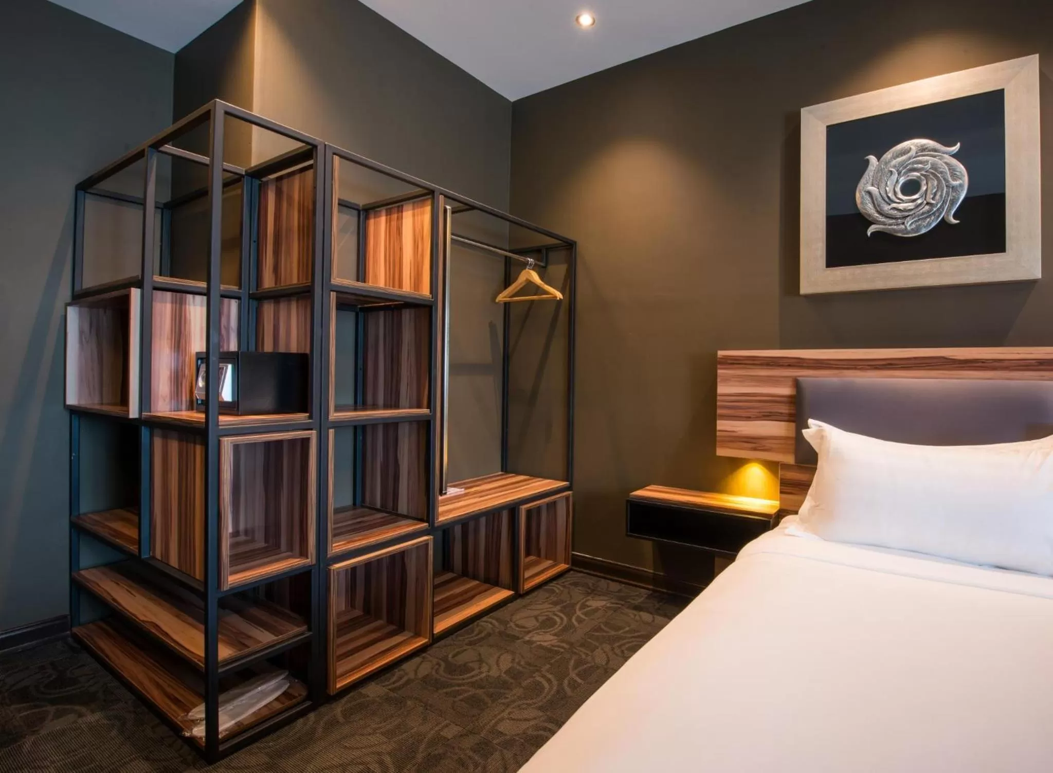 Bedroom, Bed in Asiatic Hotel