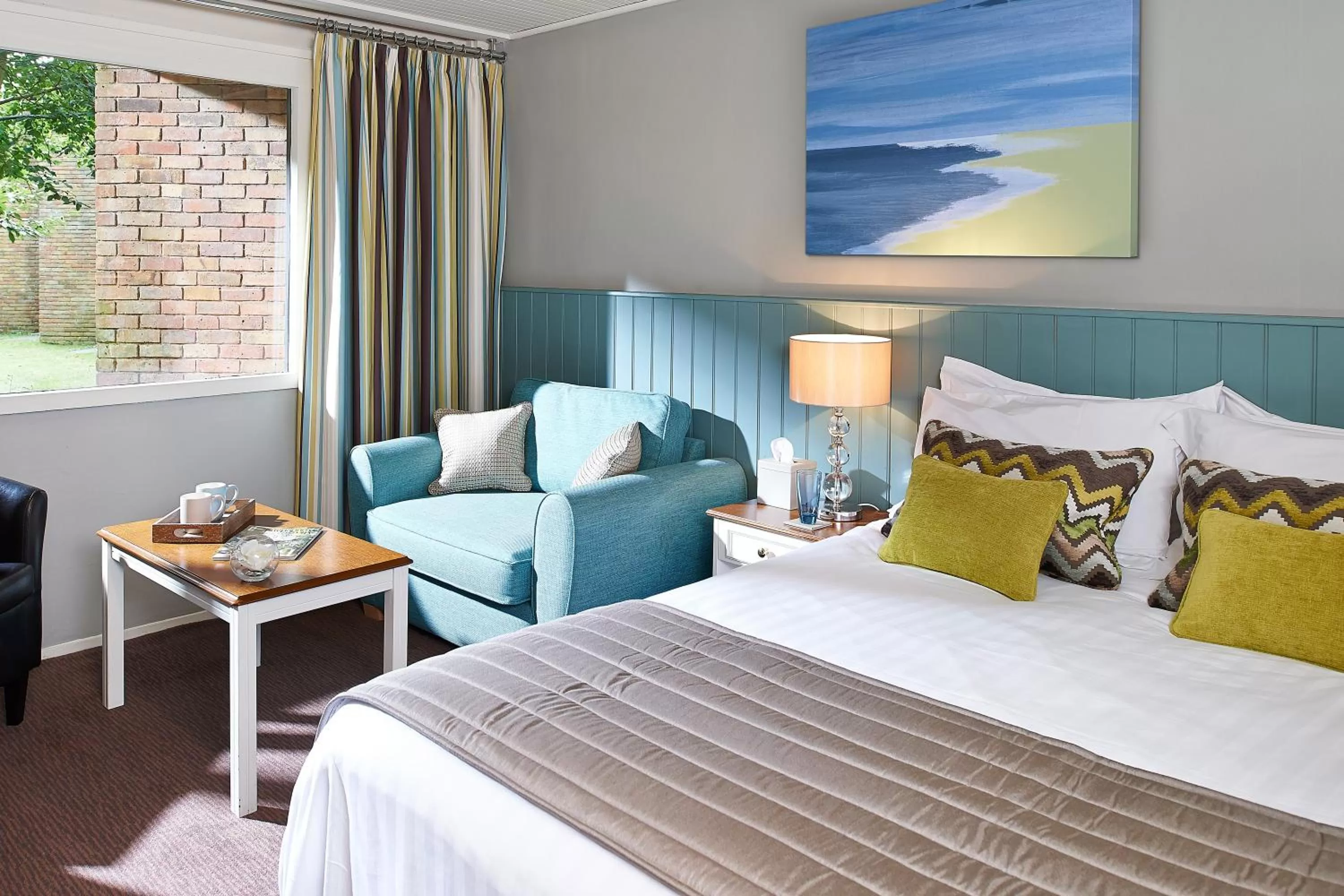 Standard King Room in The Potters Heron - A Heartwood Inn