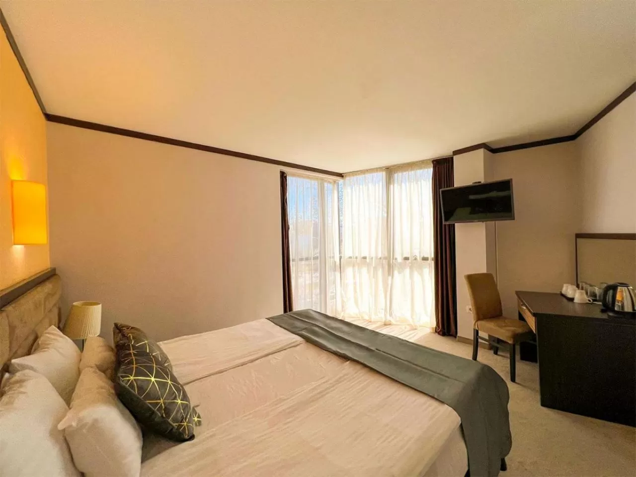 Bedroom, Bed in Hotel Dream