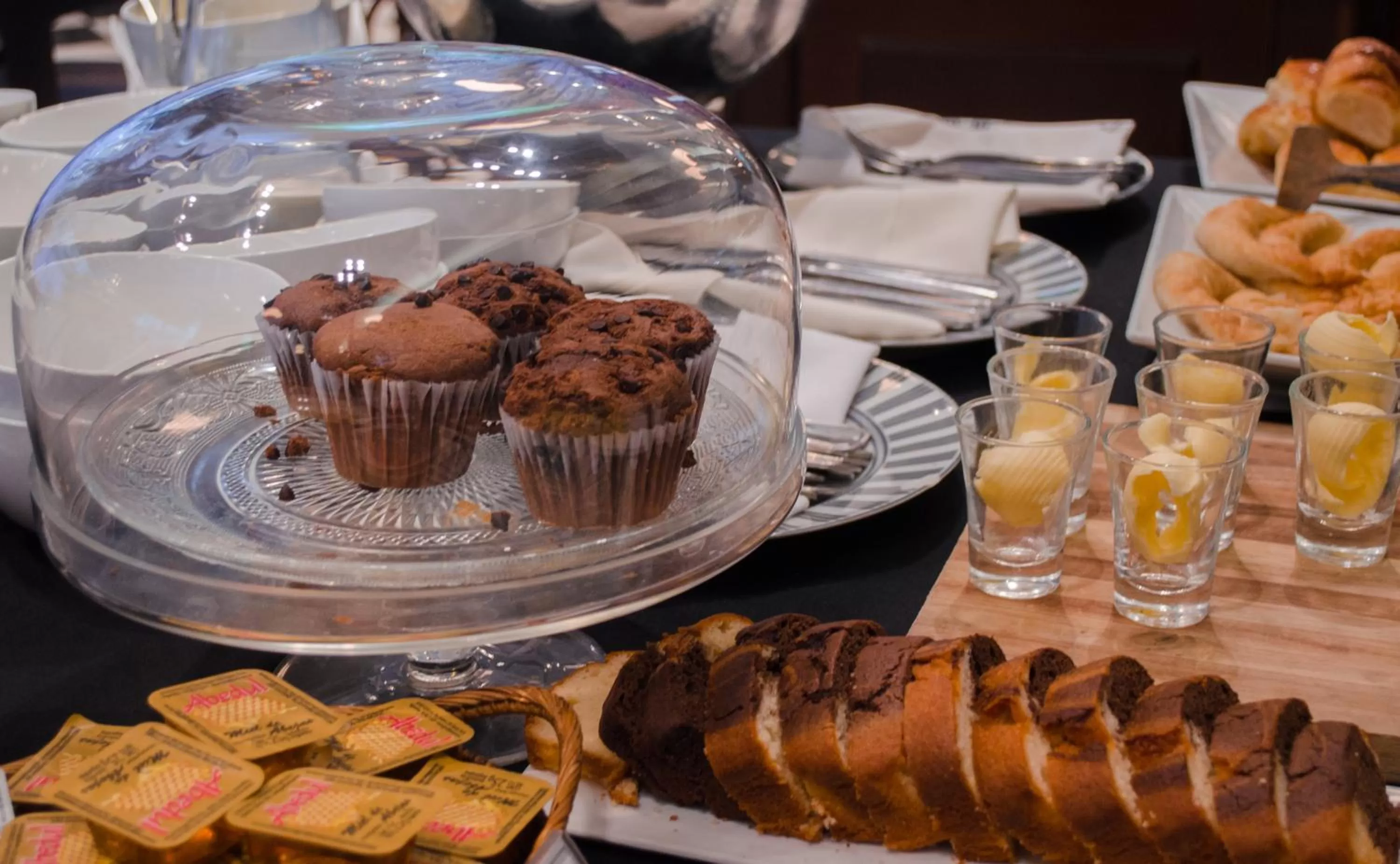 Buffet breakfast in Tango de Mayo Hotel