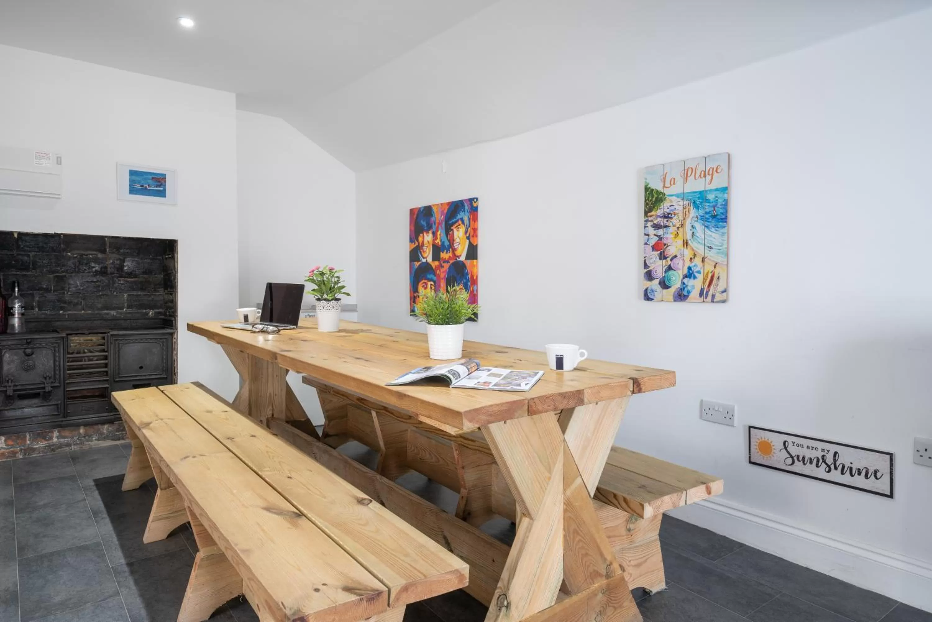 The Veteran Hotel & Bar