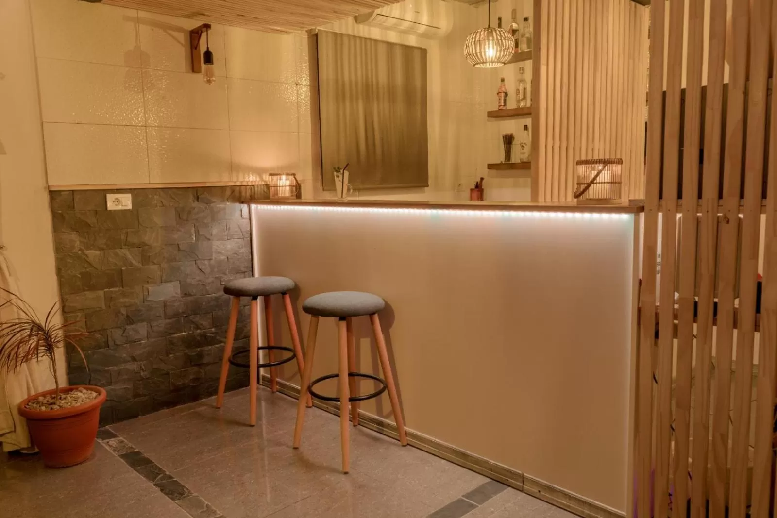 Lounge or bar in Undarius Hotel (exclusively gay men)