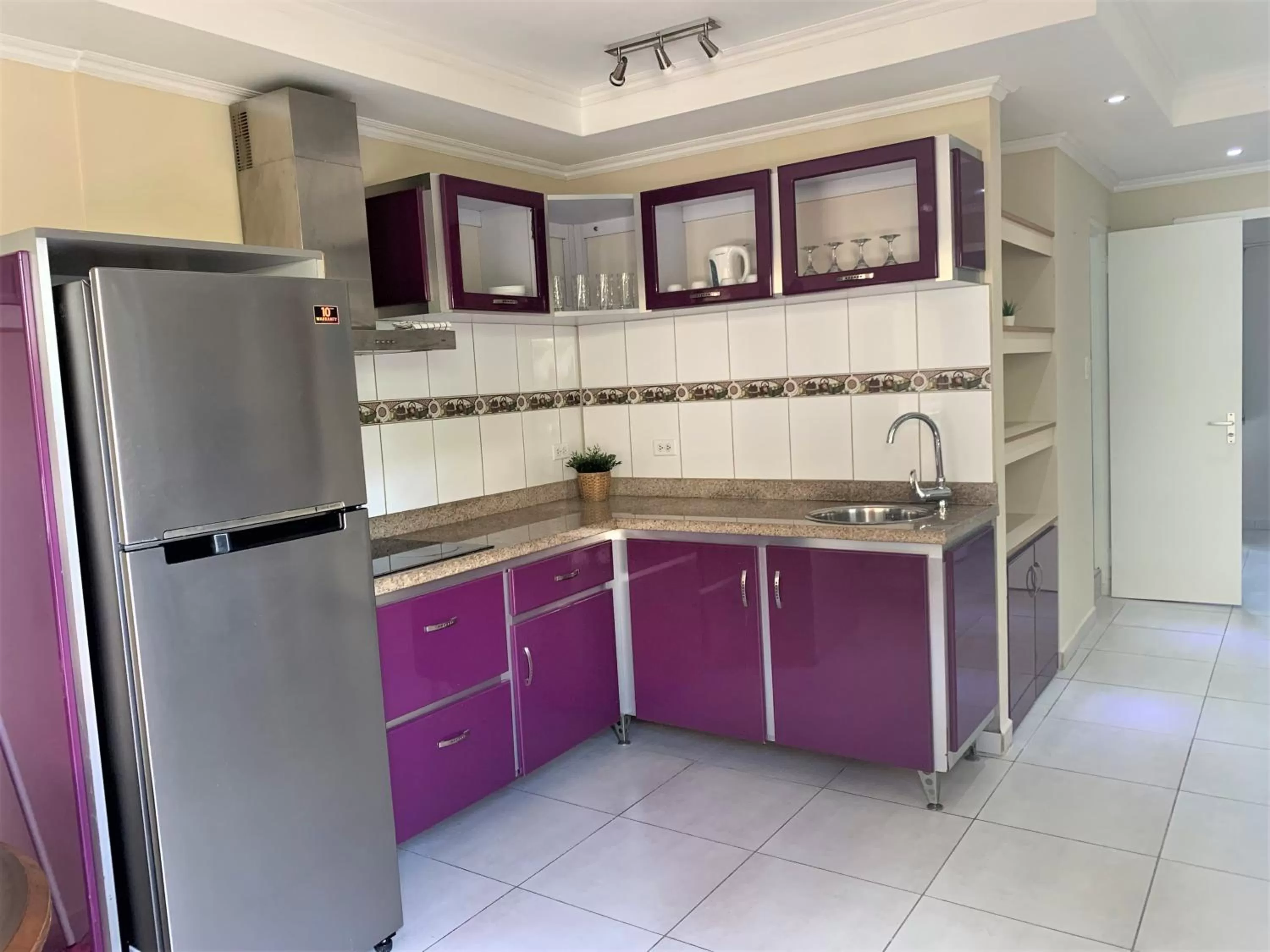 Kitchen or kitchenette, Kitchen/Kitchenette in Montana Eco Resort