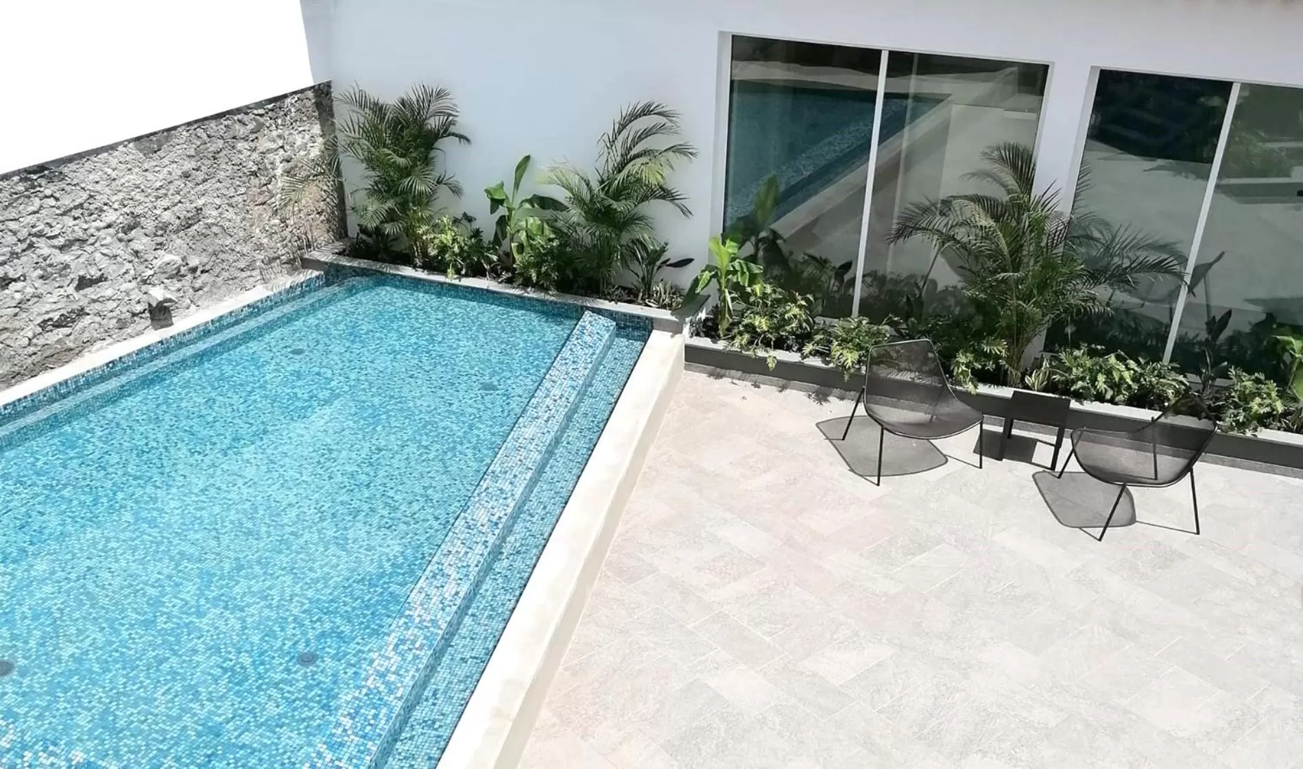 Swimming pool in Pestana Fisherman Village