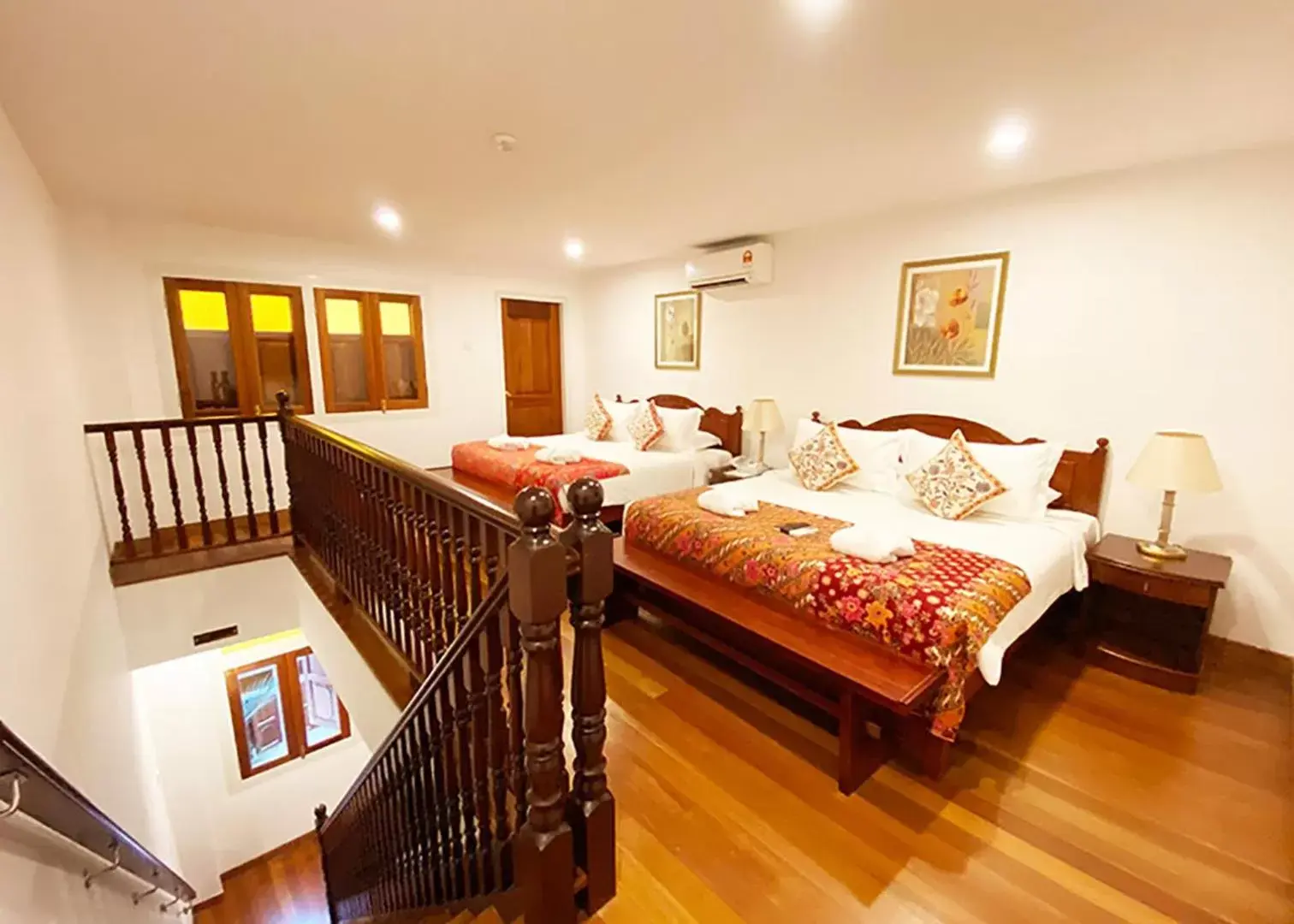 Grand Deluxe Room in Heeren Straits Hotel Grand Deluxe Room in Heeren Straits Hotel