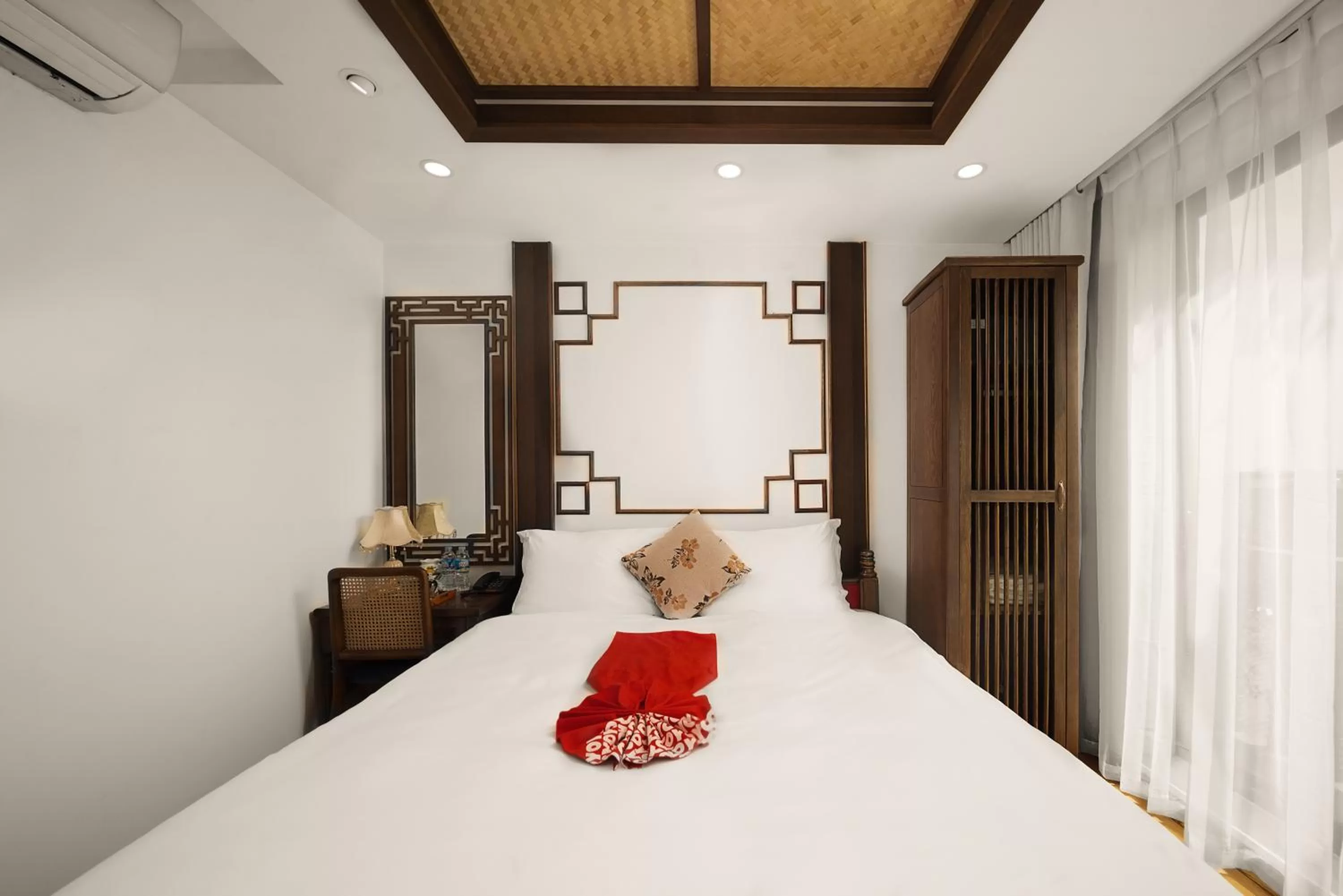 Bed in Veshia Hotel & Spa