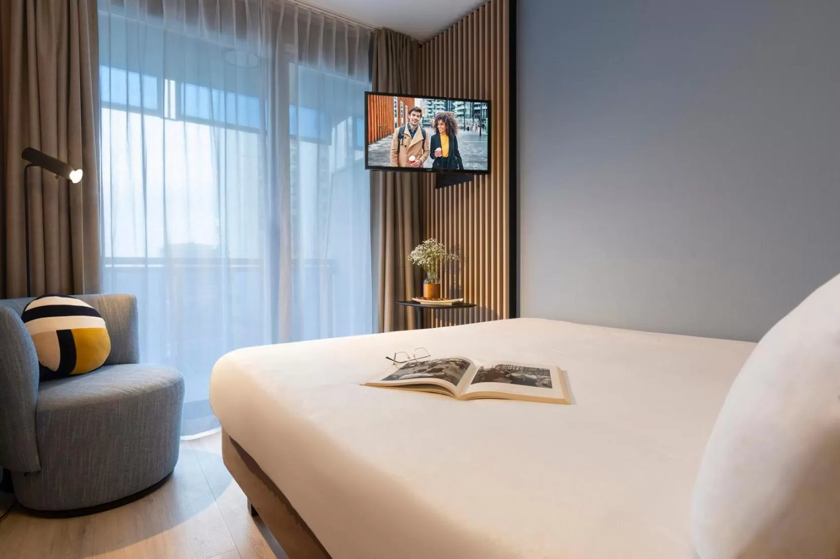 Bedroom, Bed in Citadines La Défense Paris