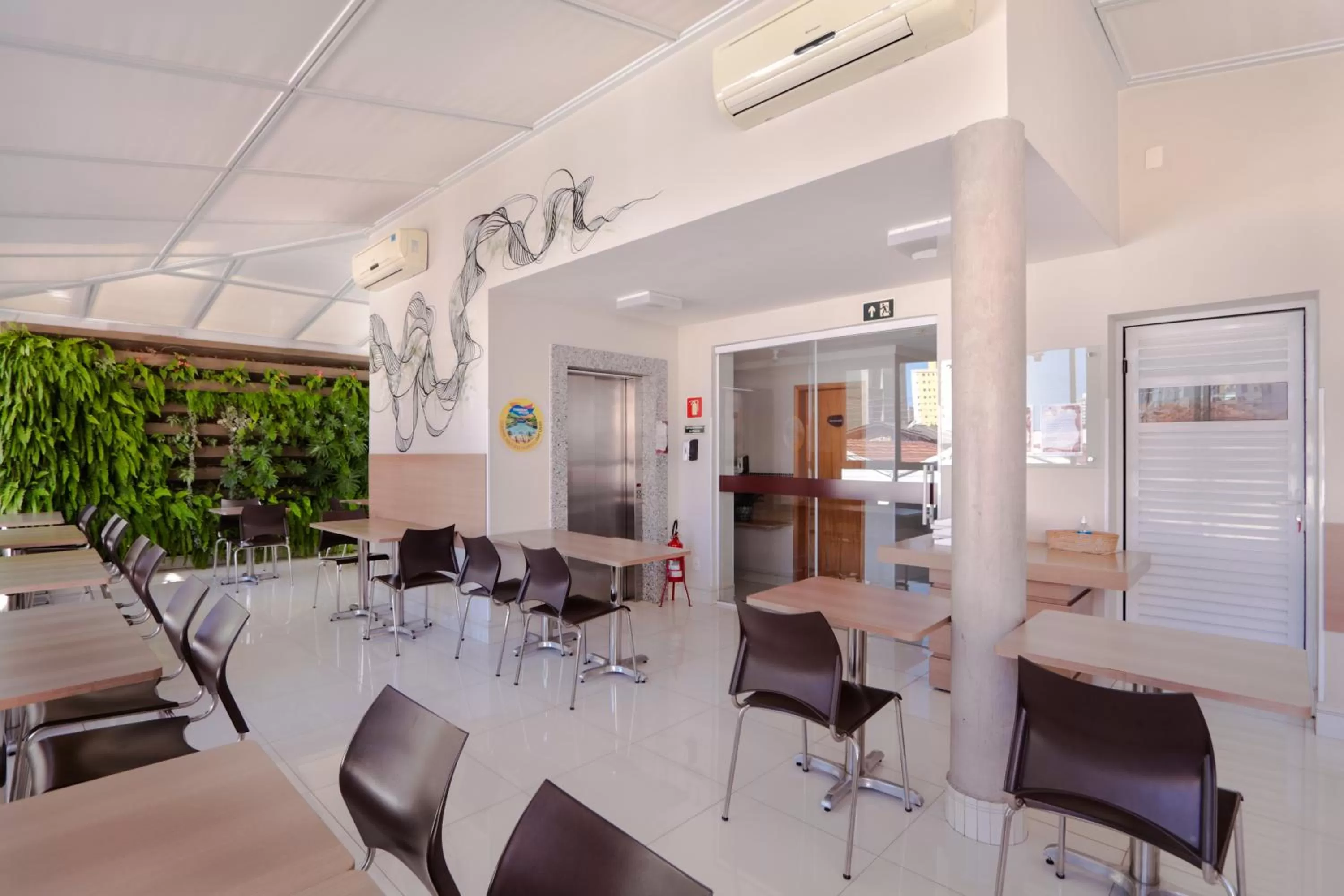 Restaurant/places to eat in Hotel Copacabana Piracicaba