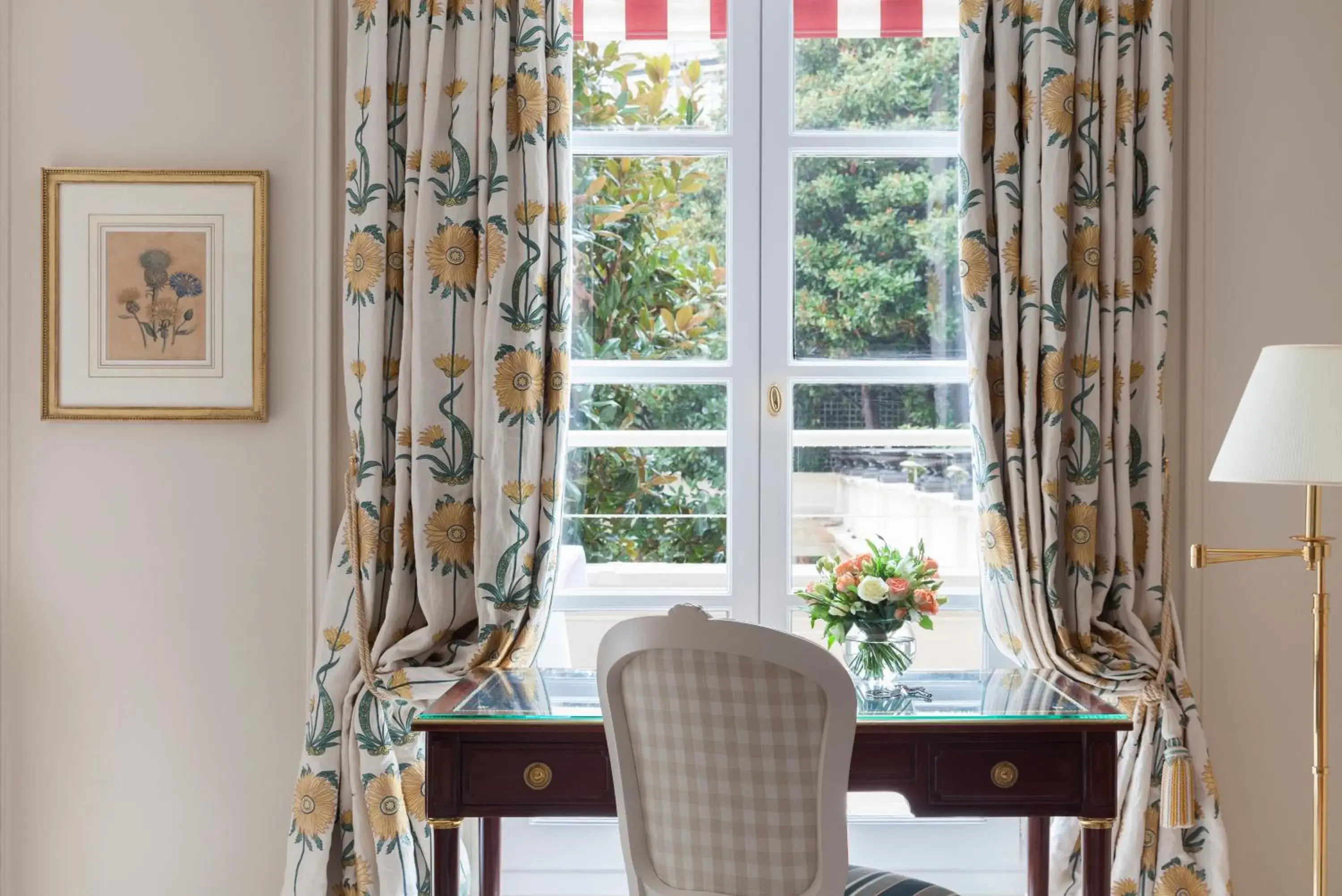 Deluxe Room with Balcony in Le Bristol Paris, Oetker Hotels Deluxe Room with Balcony in Le Bristol Paris, Oetker Hotels