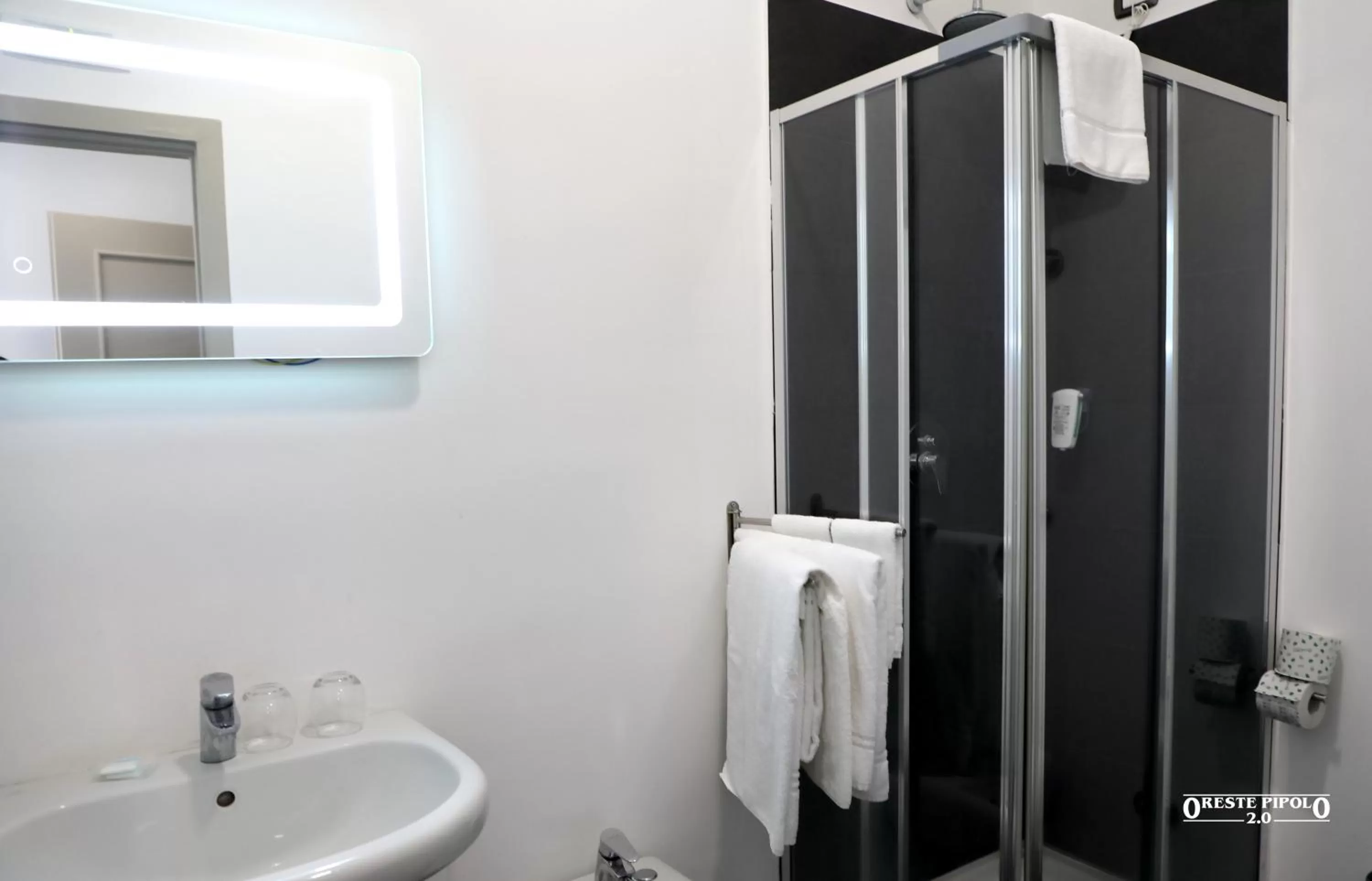 Bathroom in Jazz Hotel