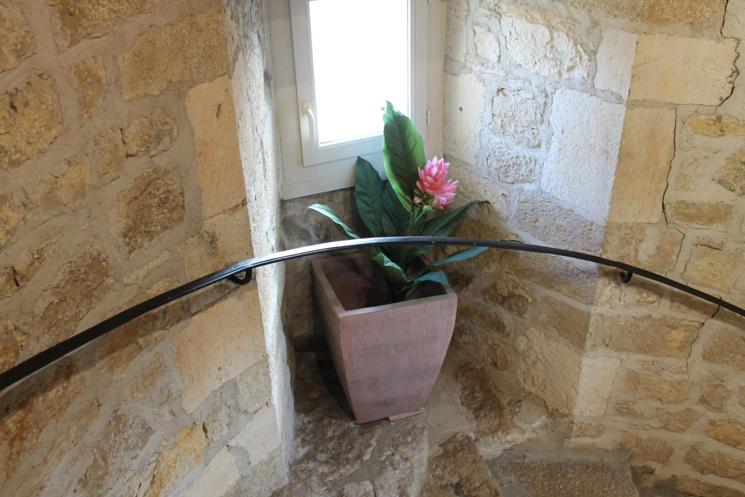 Logis Hotels- Auberge de la Tour - Hôtel et restaurant