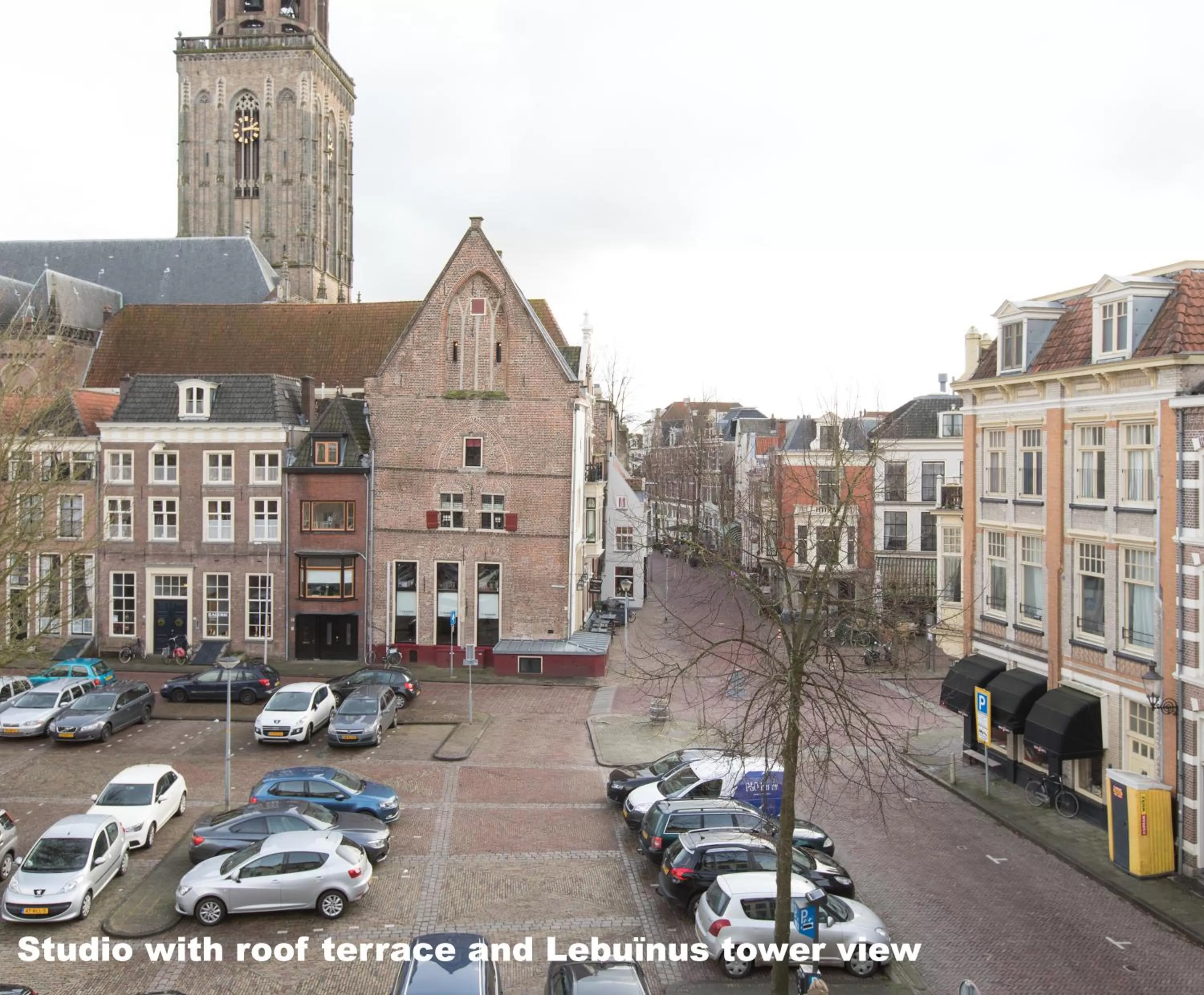 City view in Hotel de Vischpoorte, centrum Deventer en aan de IJssel