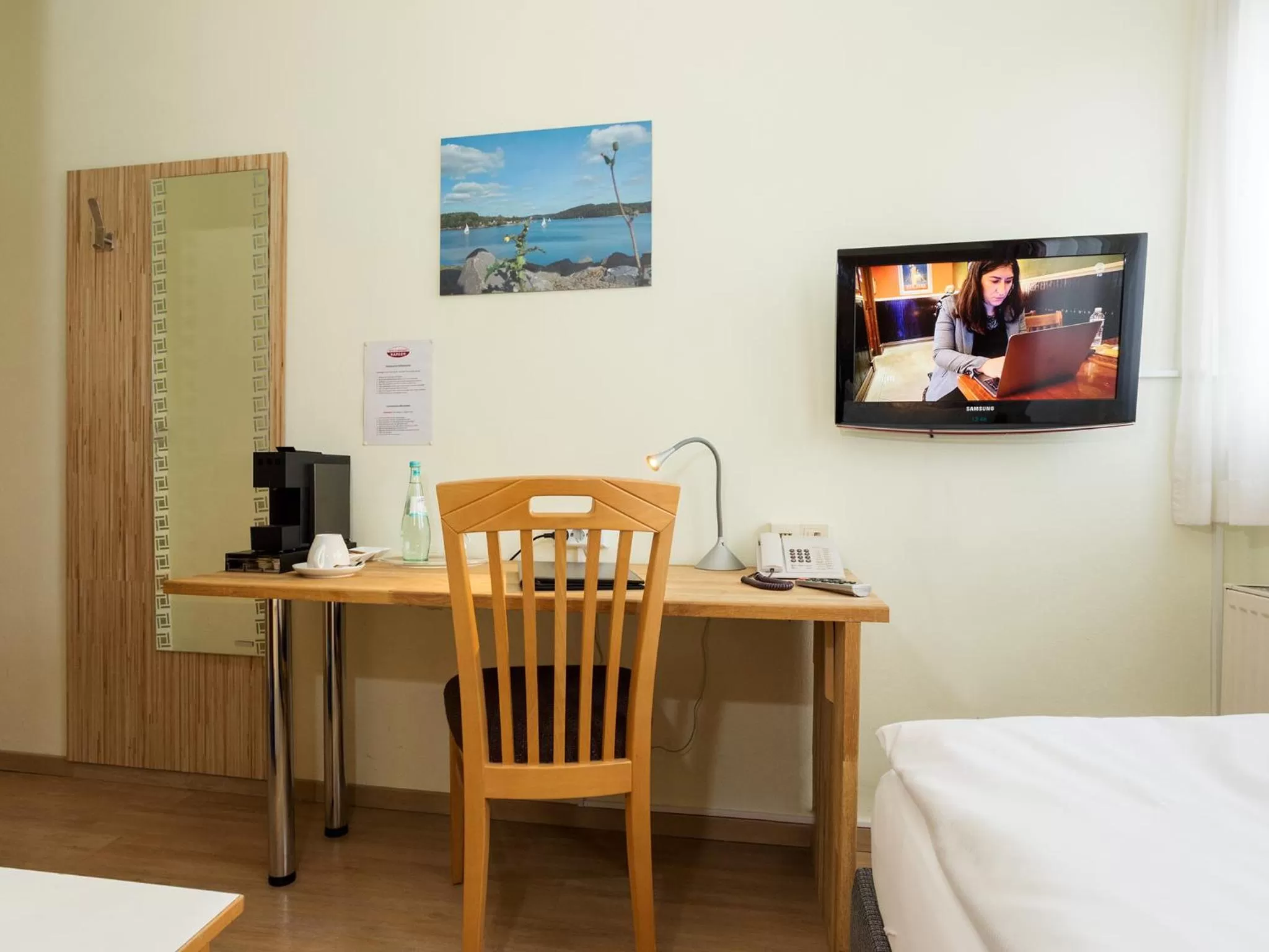 Photo of the whole room, Bed in Hotel & Wirtshaus Hansen