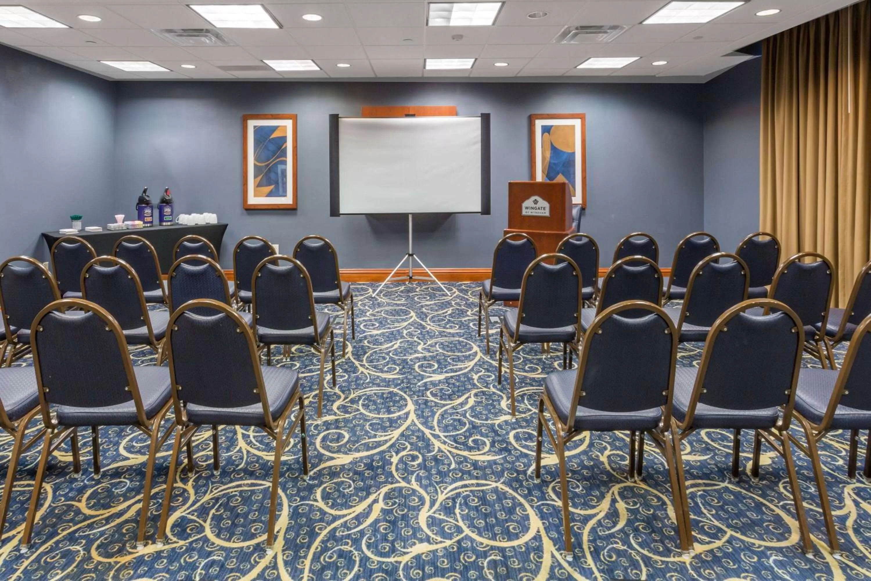 Meeting/conference room in Wingate by Wyndham Houma