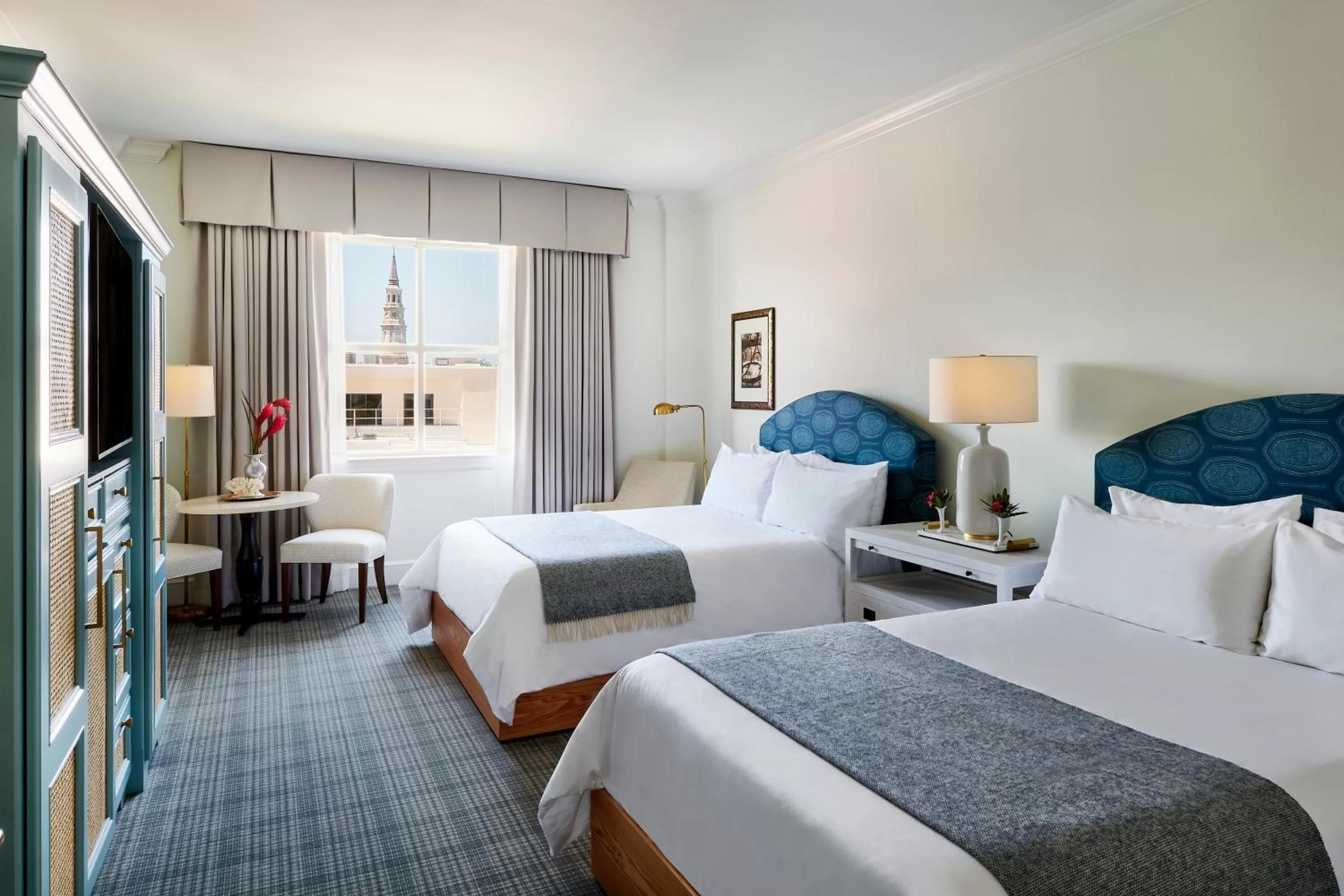 Bed in Harbourview Inn