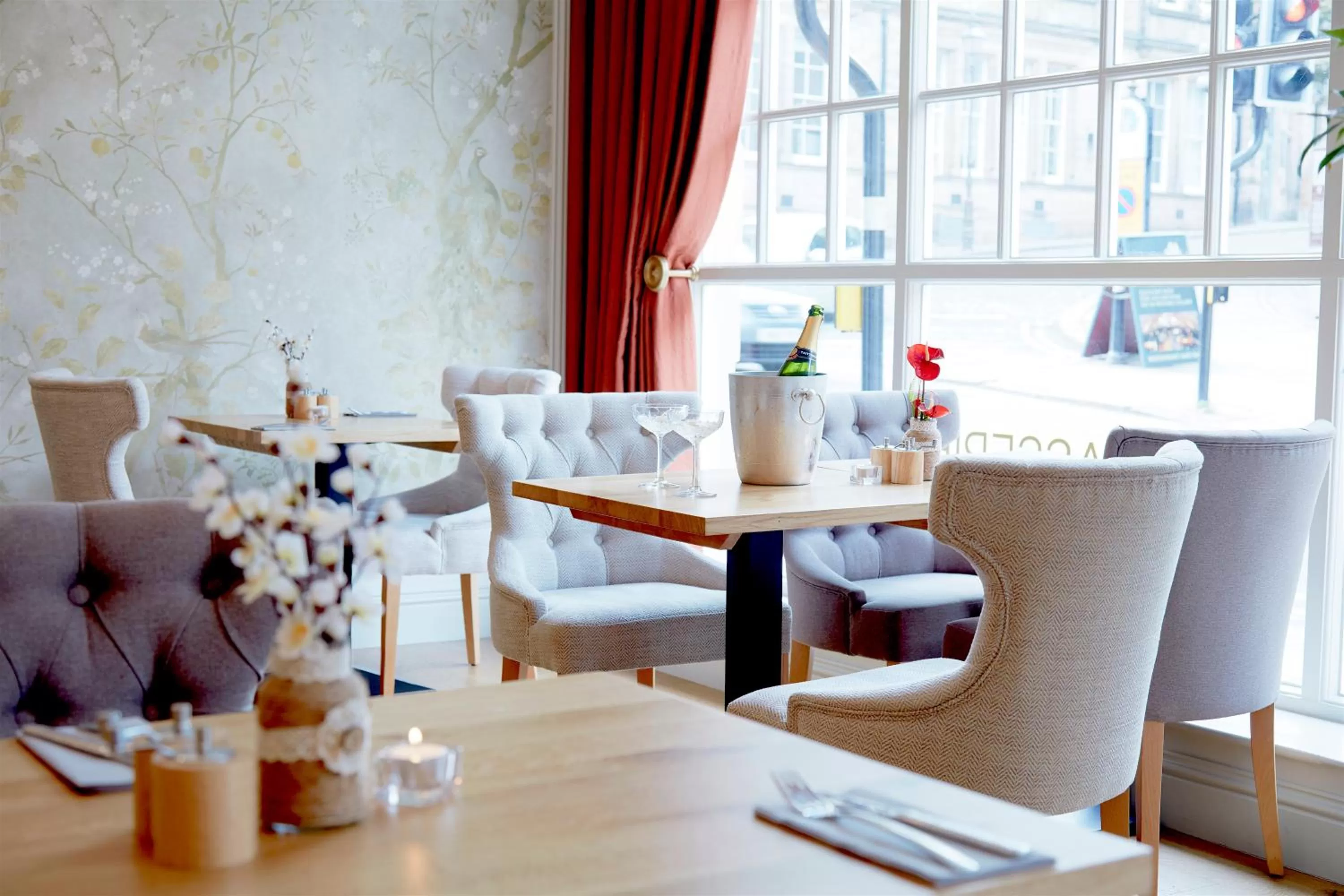 Restaurant/places to eat in The Royal Kings Arms