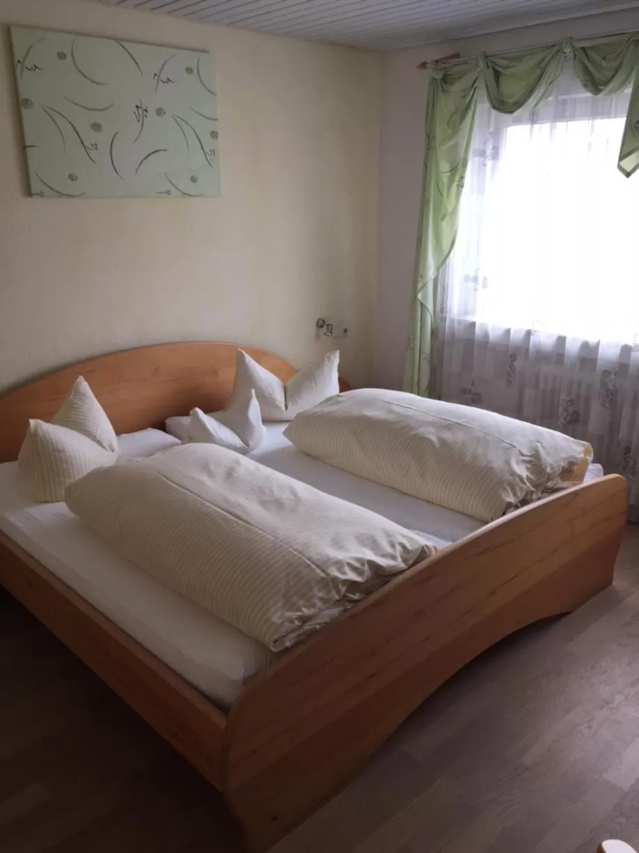 Bedroom, Bed in Biohotel-Restaurant Rose