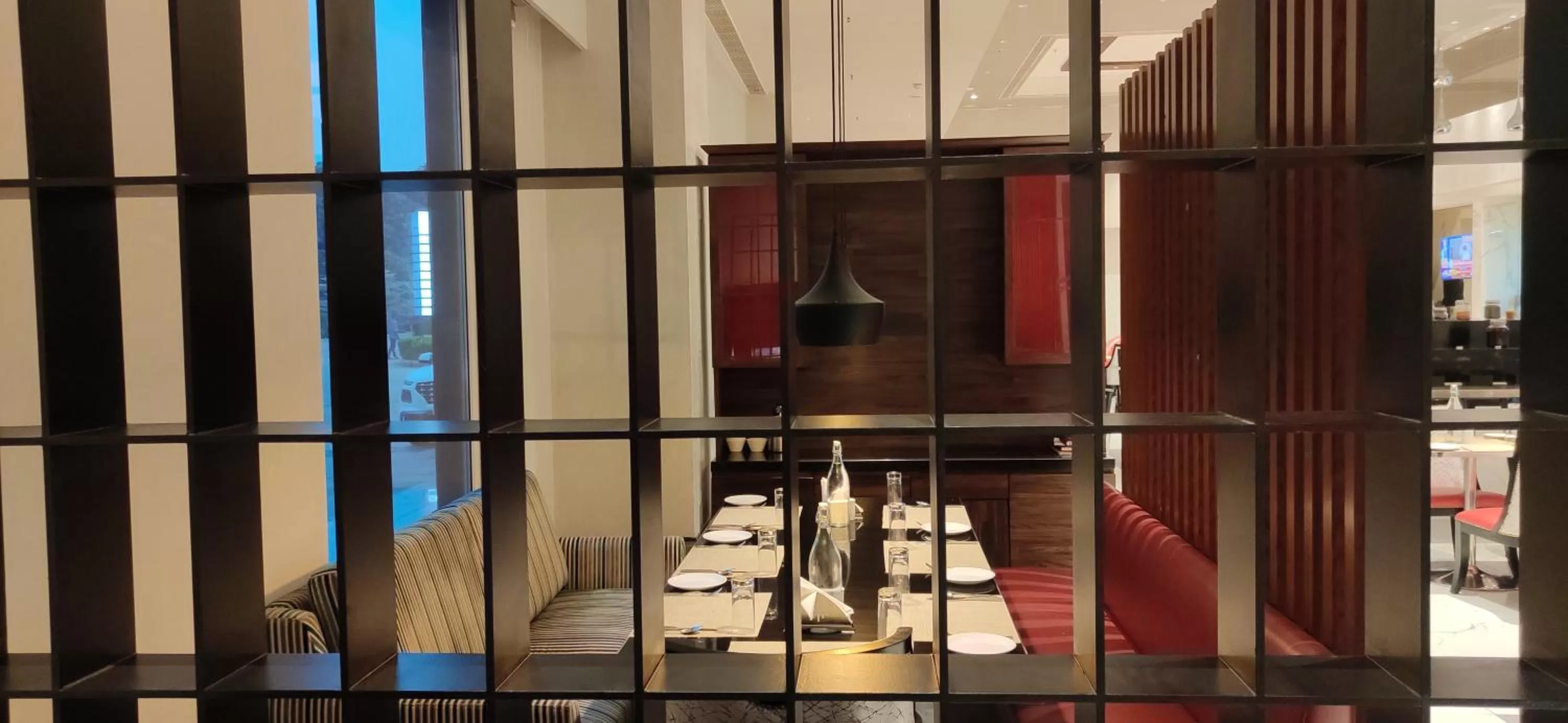 Restaurant/places to eat in Manjeera Sarovar Premiere