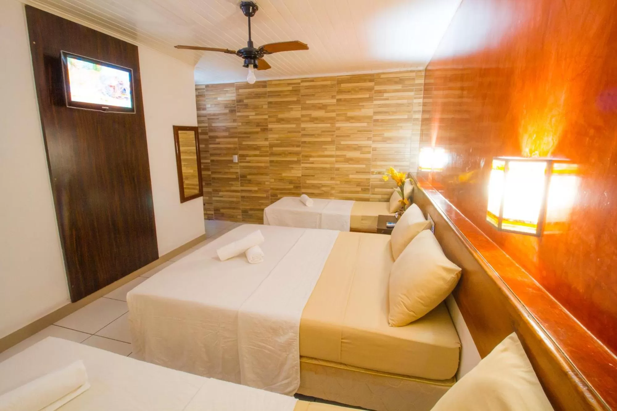 Bedroom, Bed in Shangrilá - Rede Soberano