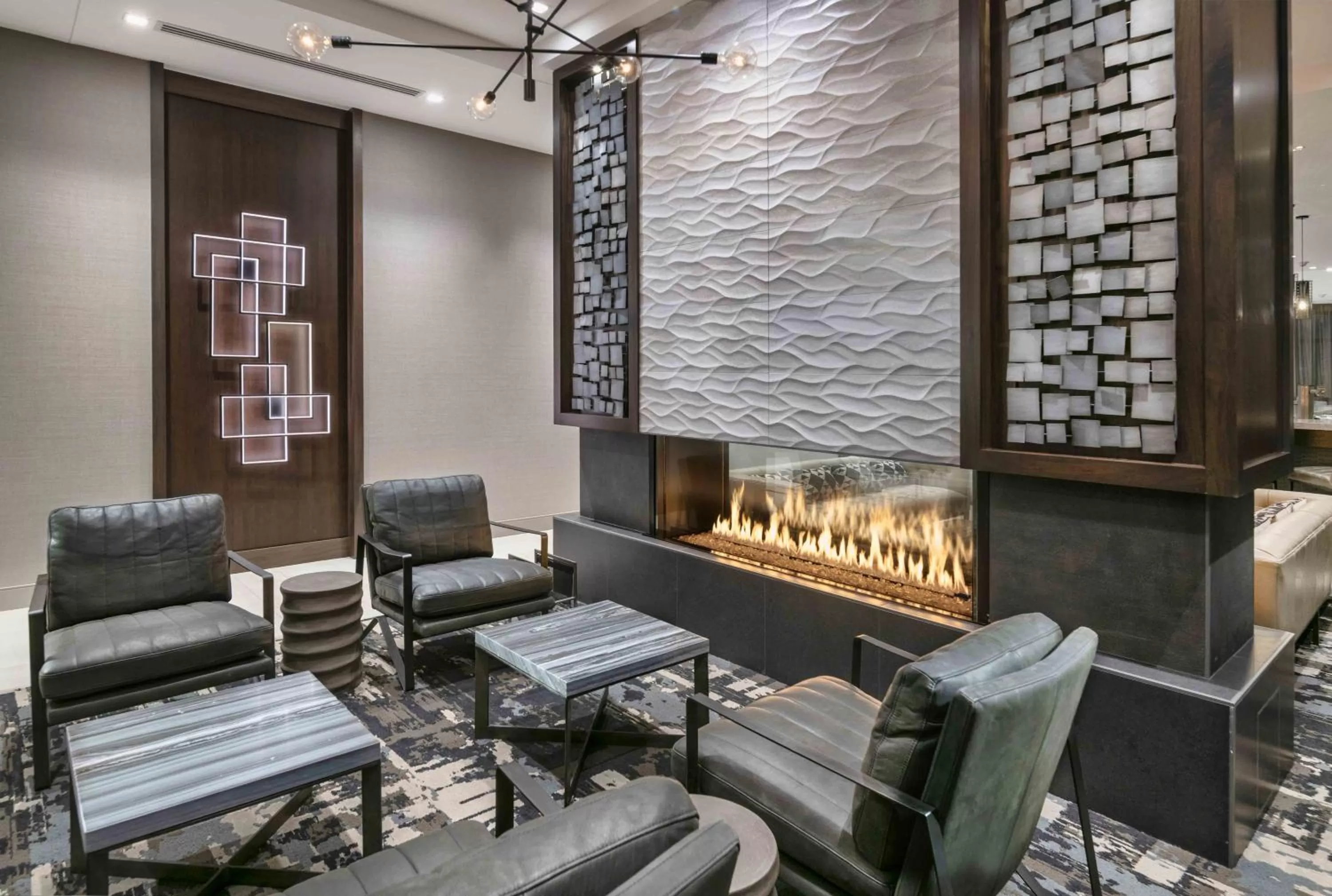 Lobby or reception in Holiday Inn Express - Boston Logan Airport - Revere by IHG