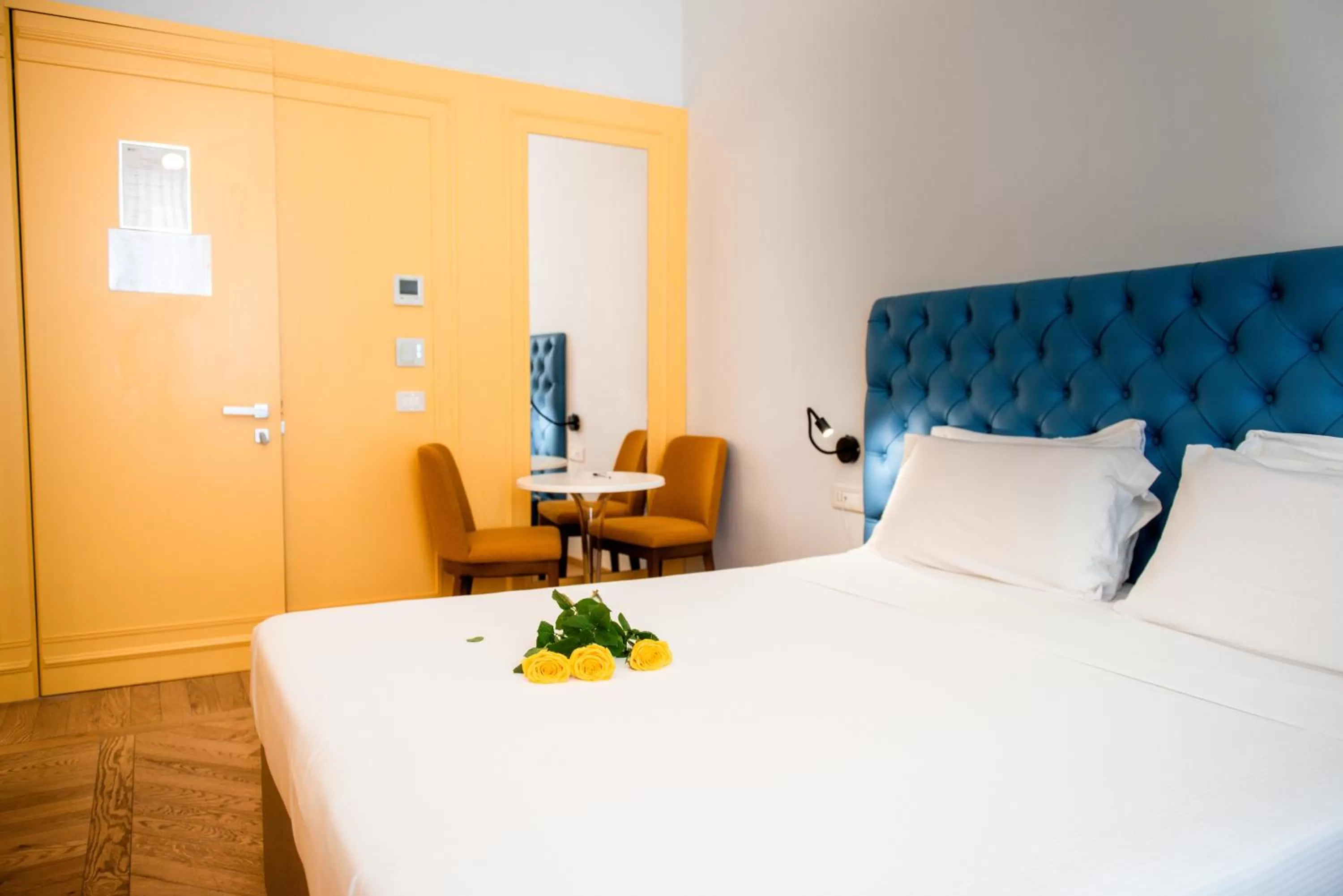 Photo of the whole room, Bed in Boutique Centrale Palace Hotel