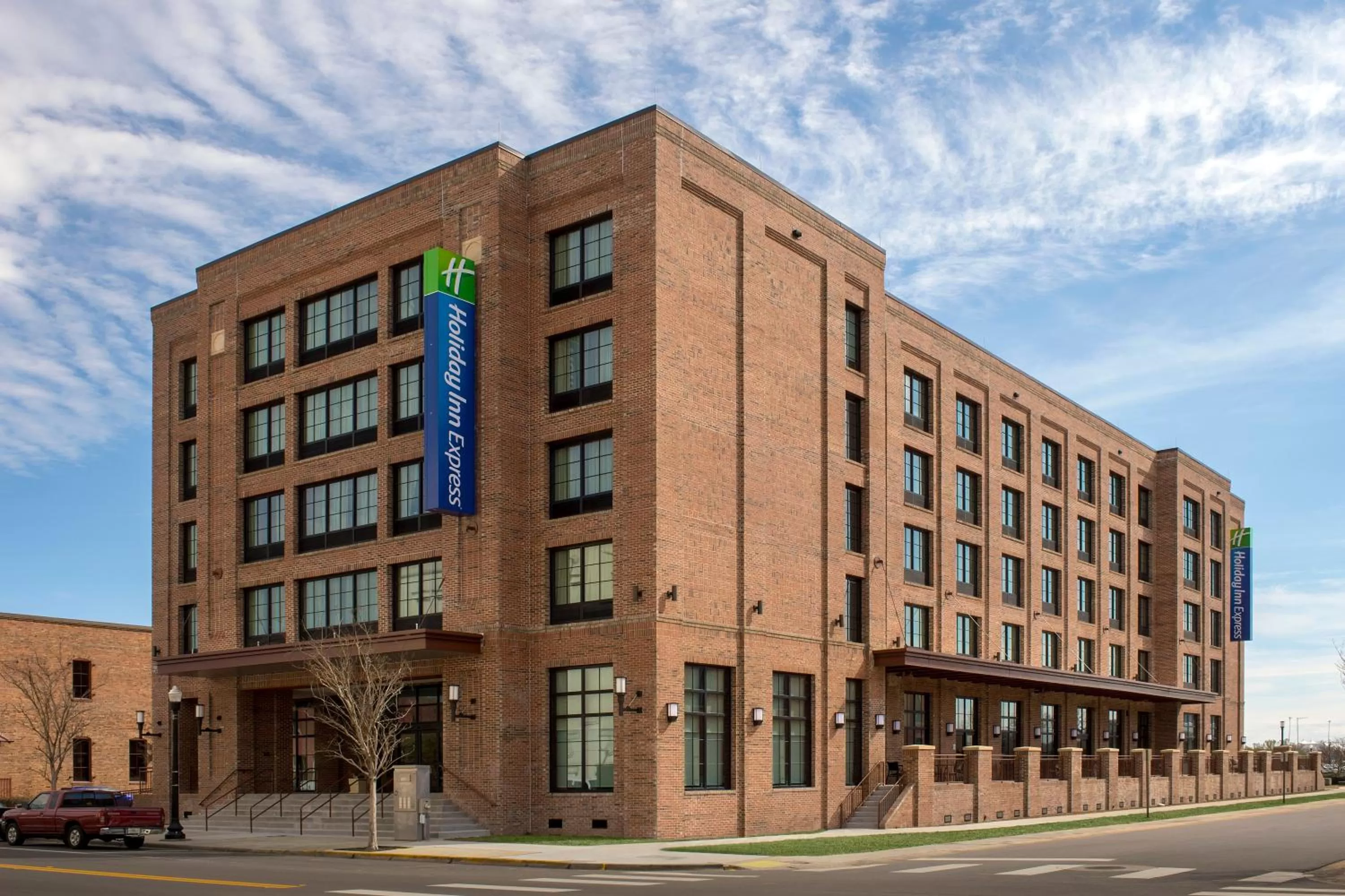 Holiday Inn Express Pensacola Downtown by IHG