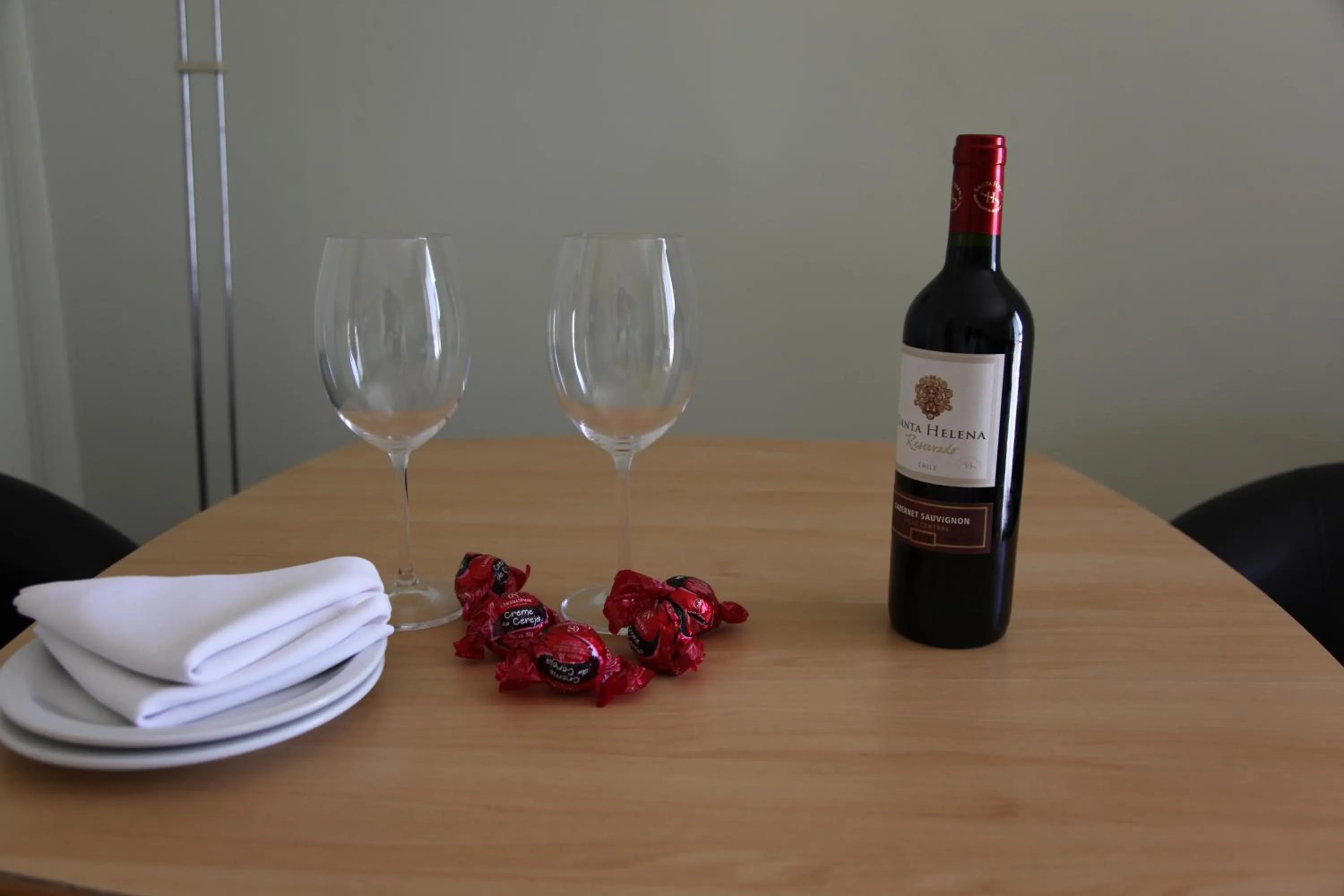 Food and drinks in San Raphael Hotel