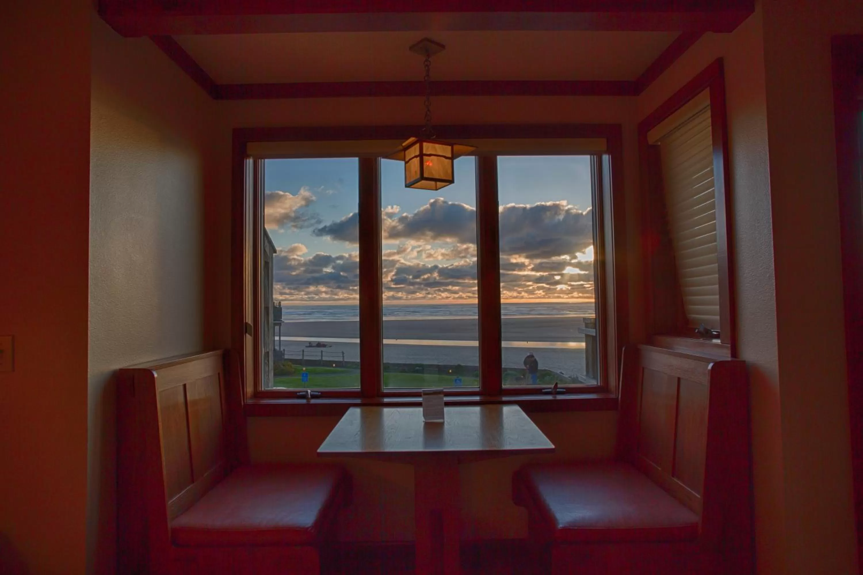 Seating area, Mountain View in The Waves