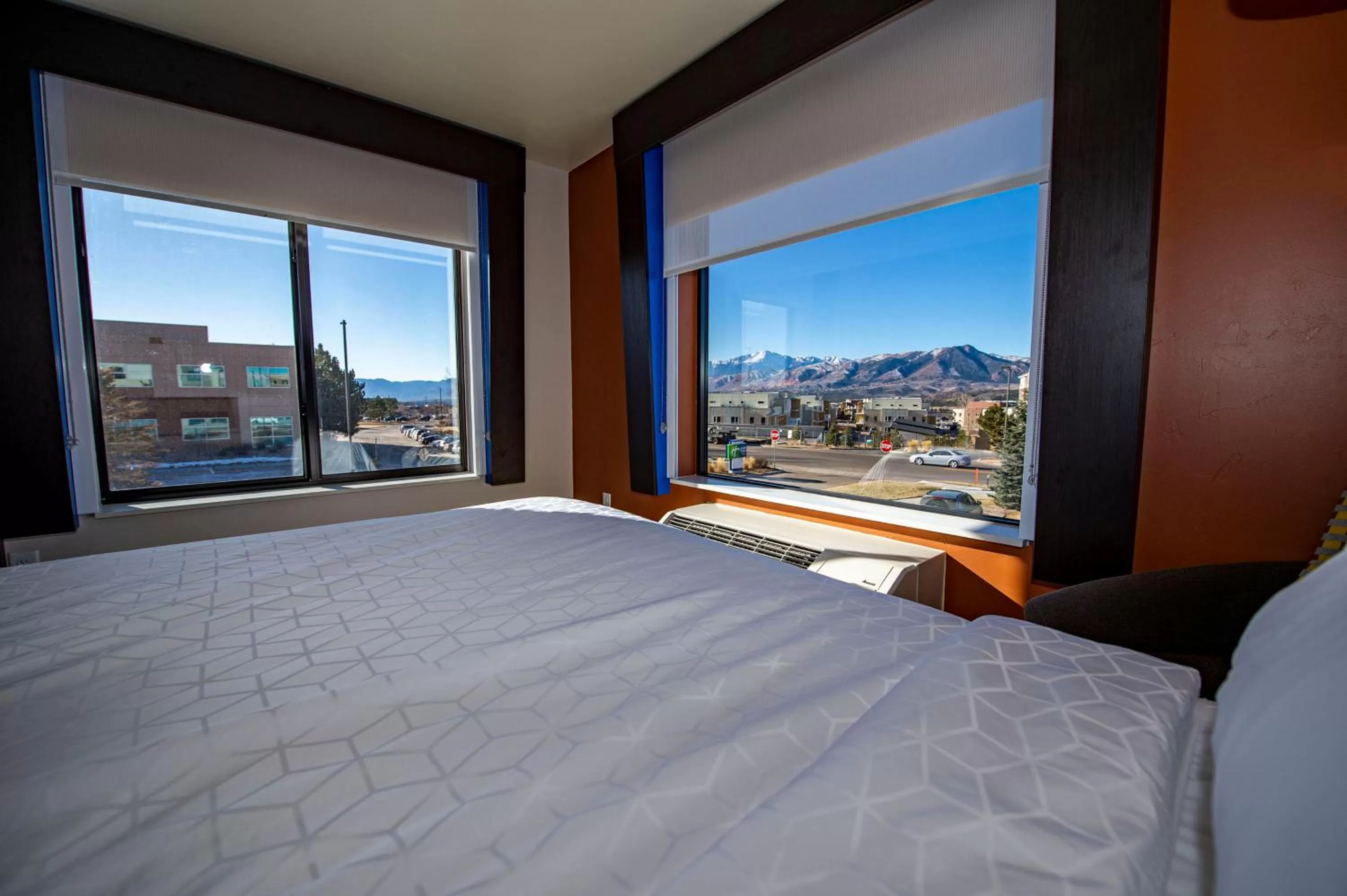 King Suite in Holiday Inn Express & Suites - Colorado Springs AFA Northgate by IHG