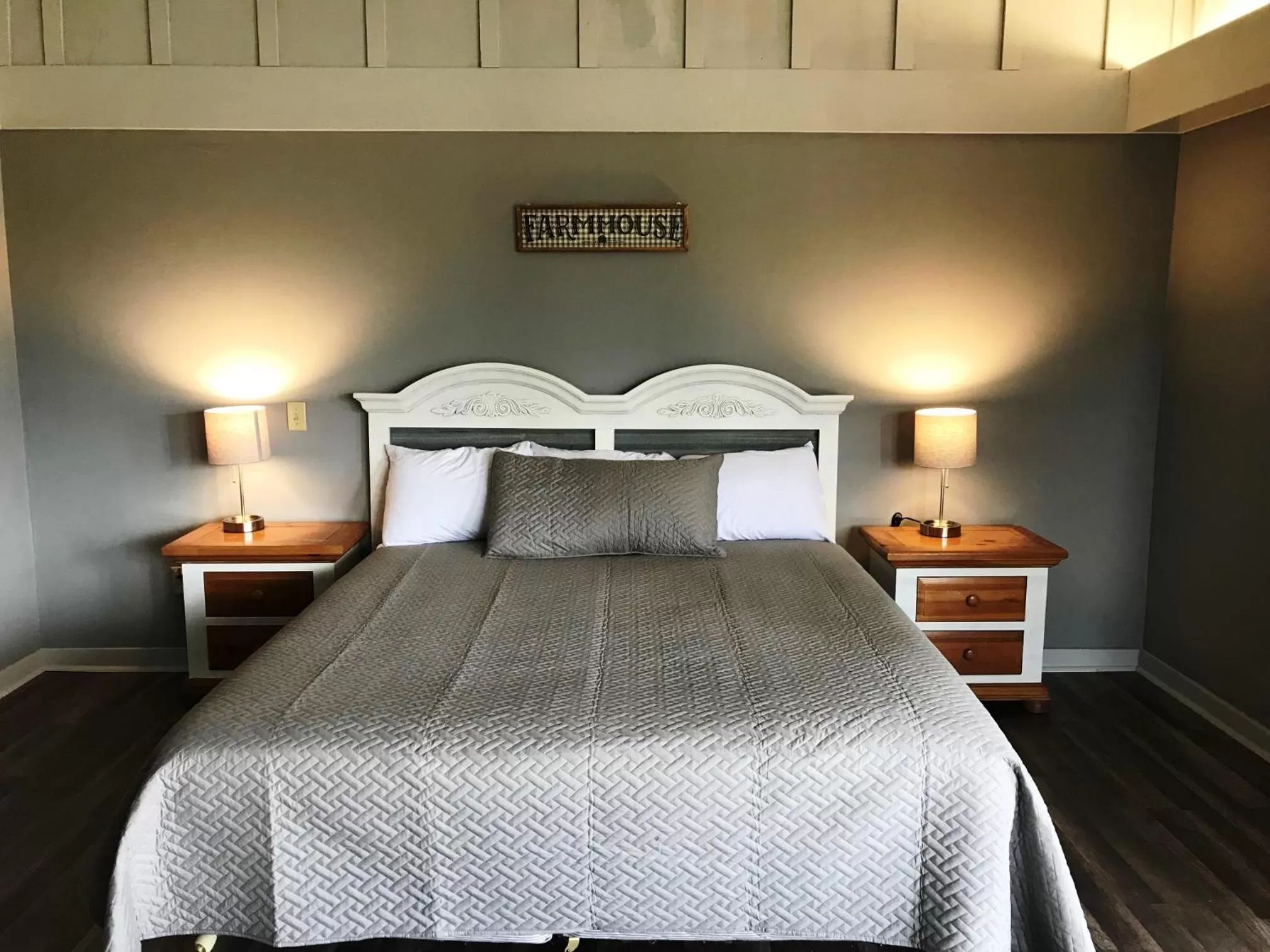 Bed in Ridgemark Golf Club and Resort