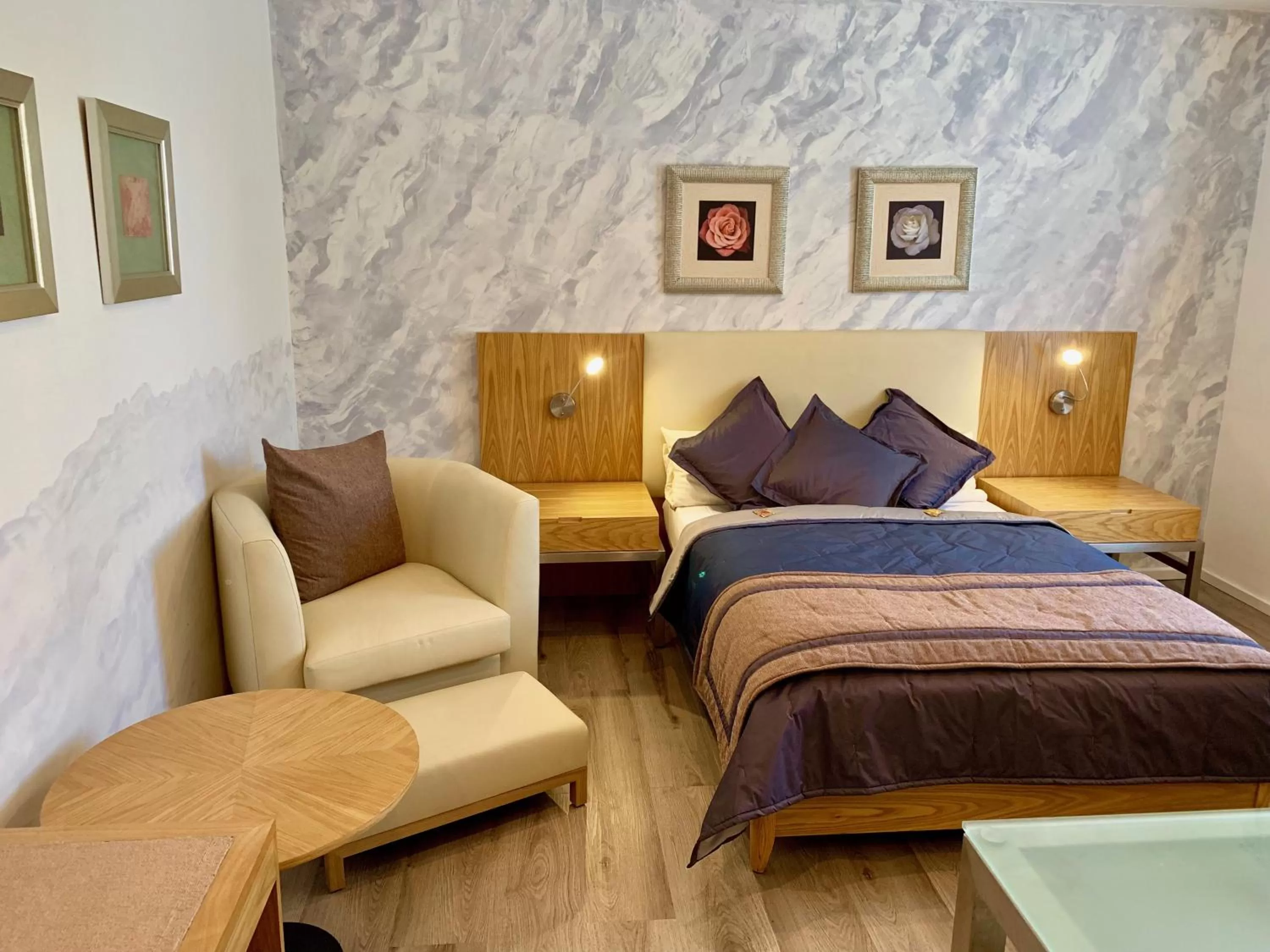 Decorative detail, Bed in Boutique Hotel Goldene Henne