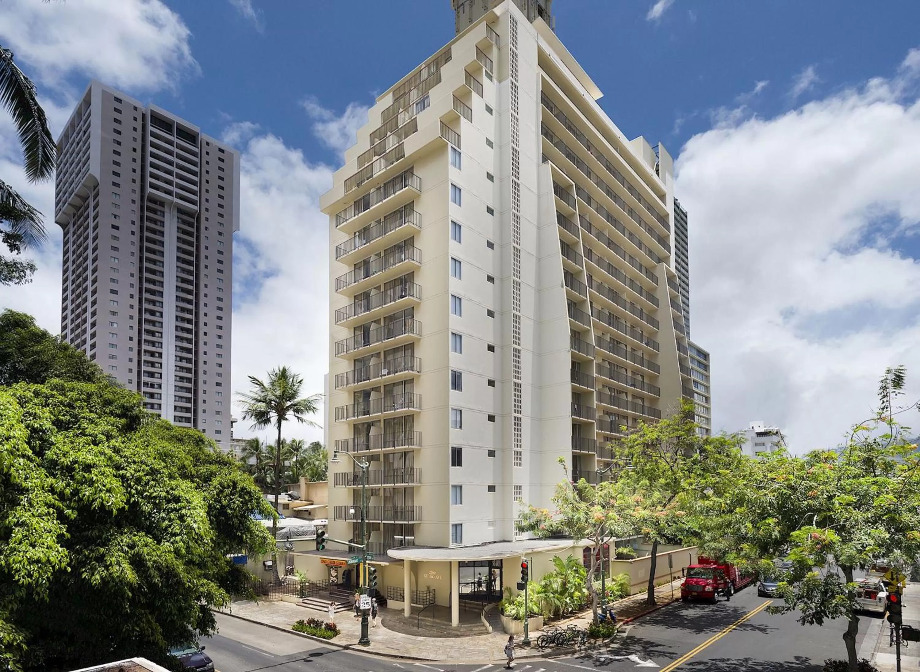 Facade/entrance in Ohia Waikiki Studio Suites