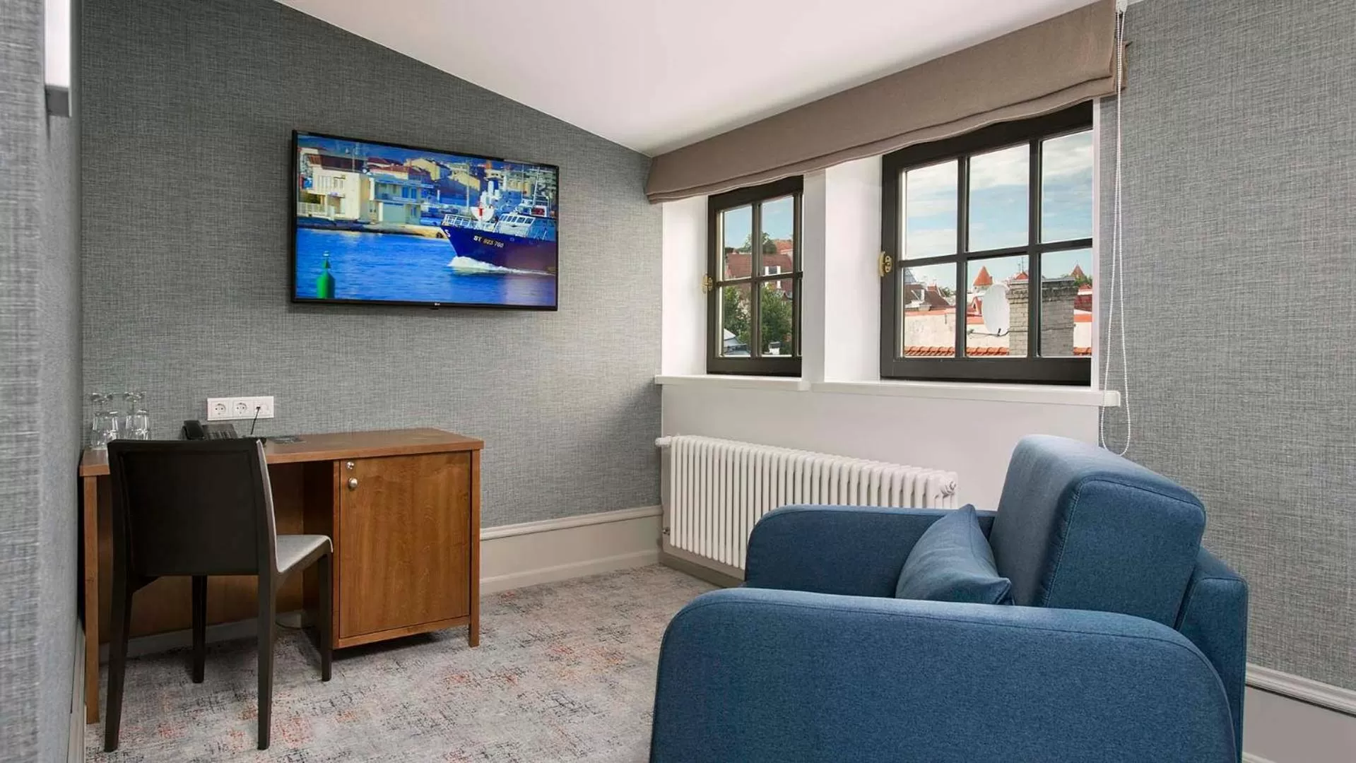 Bedroom in Hestia Hotel Barons Old Town