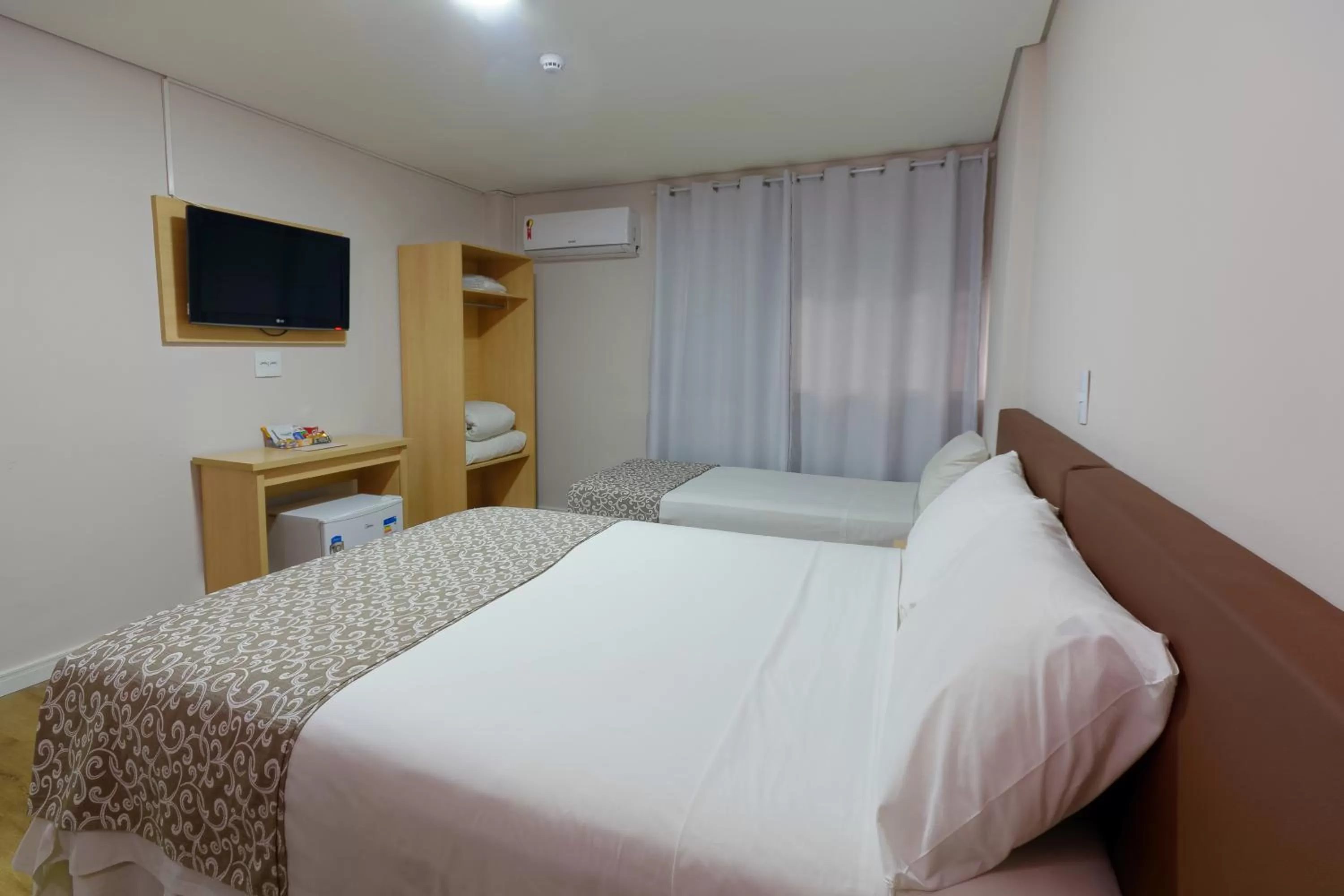 Bed in Fênix Hotel Bom Retiro