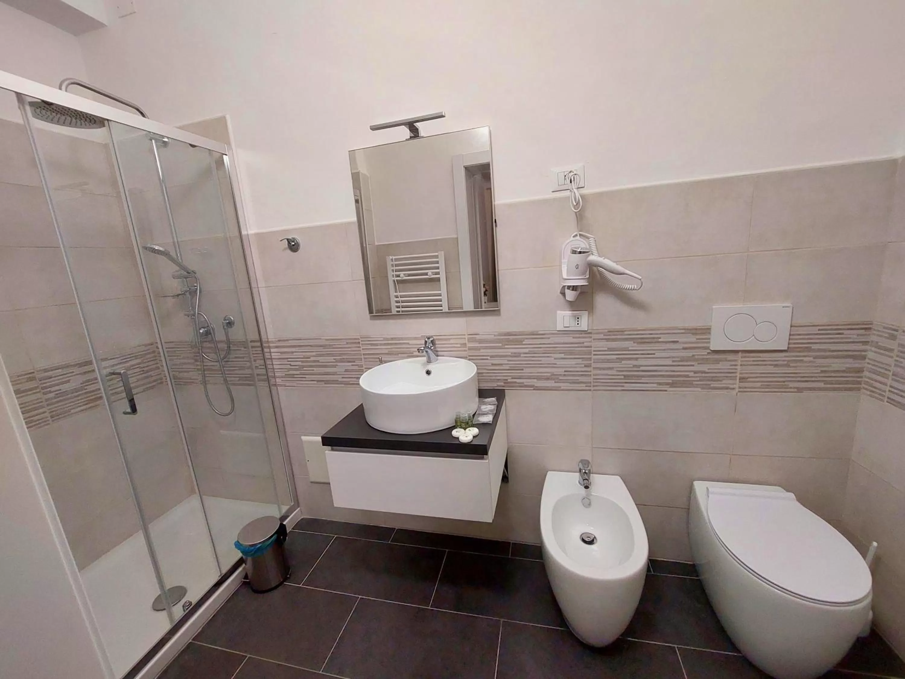 Shower in Bonaini Relax B&B