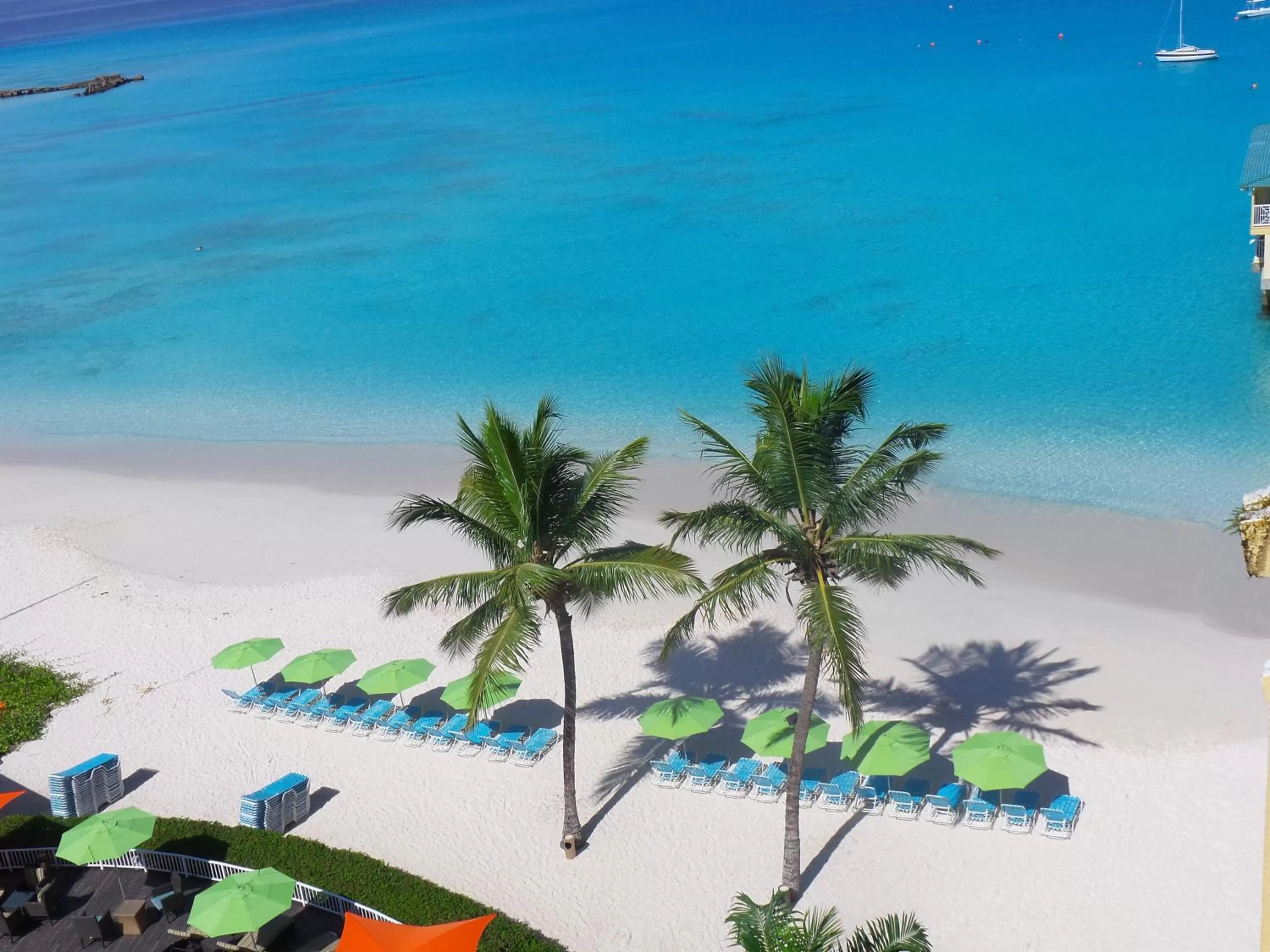 Beach in Radisson Aquatica Resort Barbados