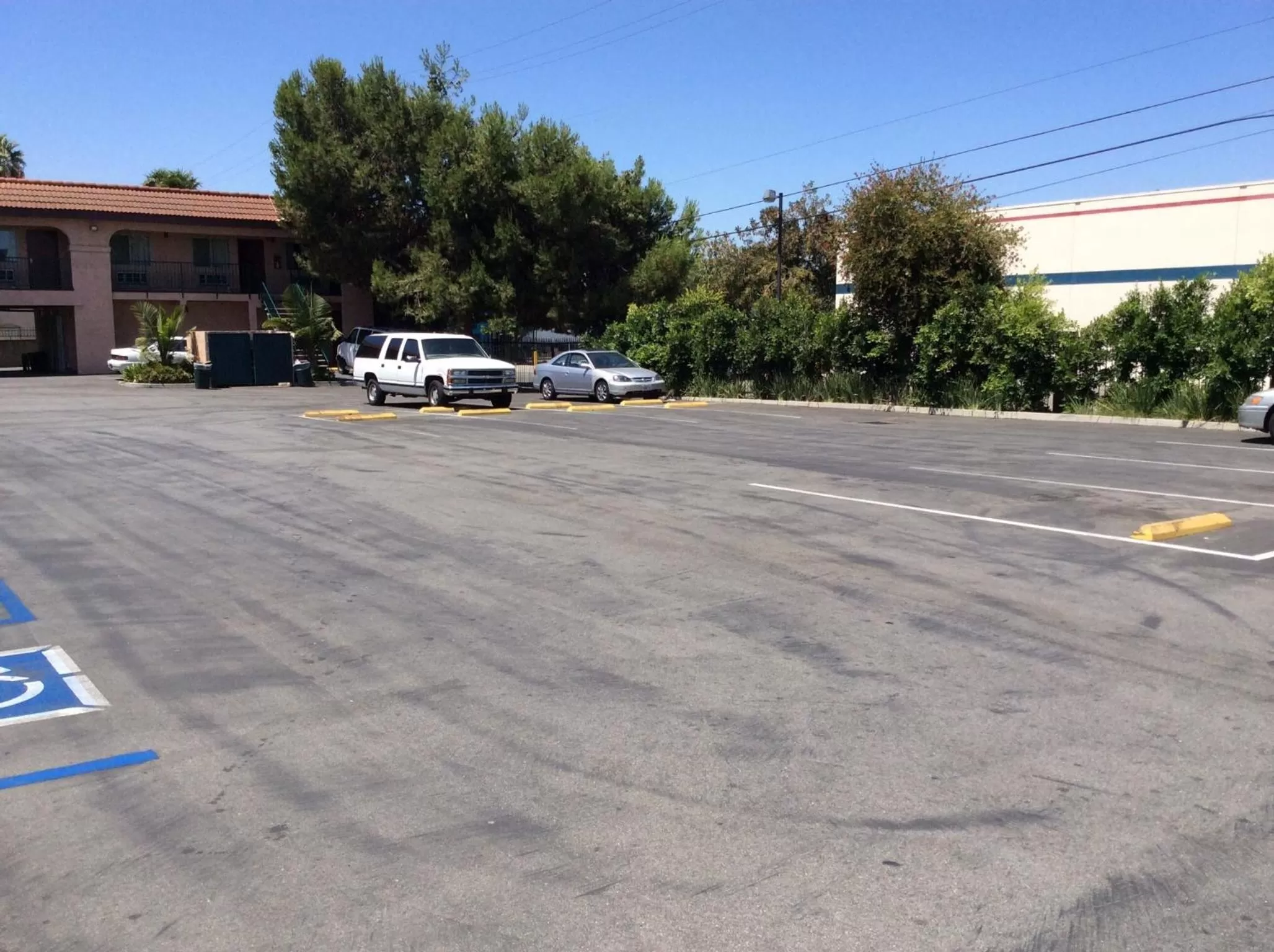 Day in Best Inn Montebello