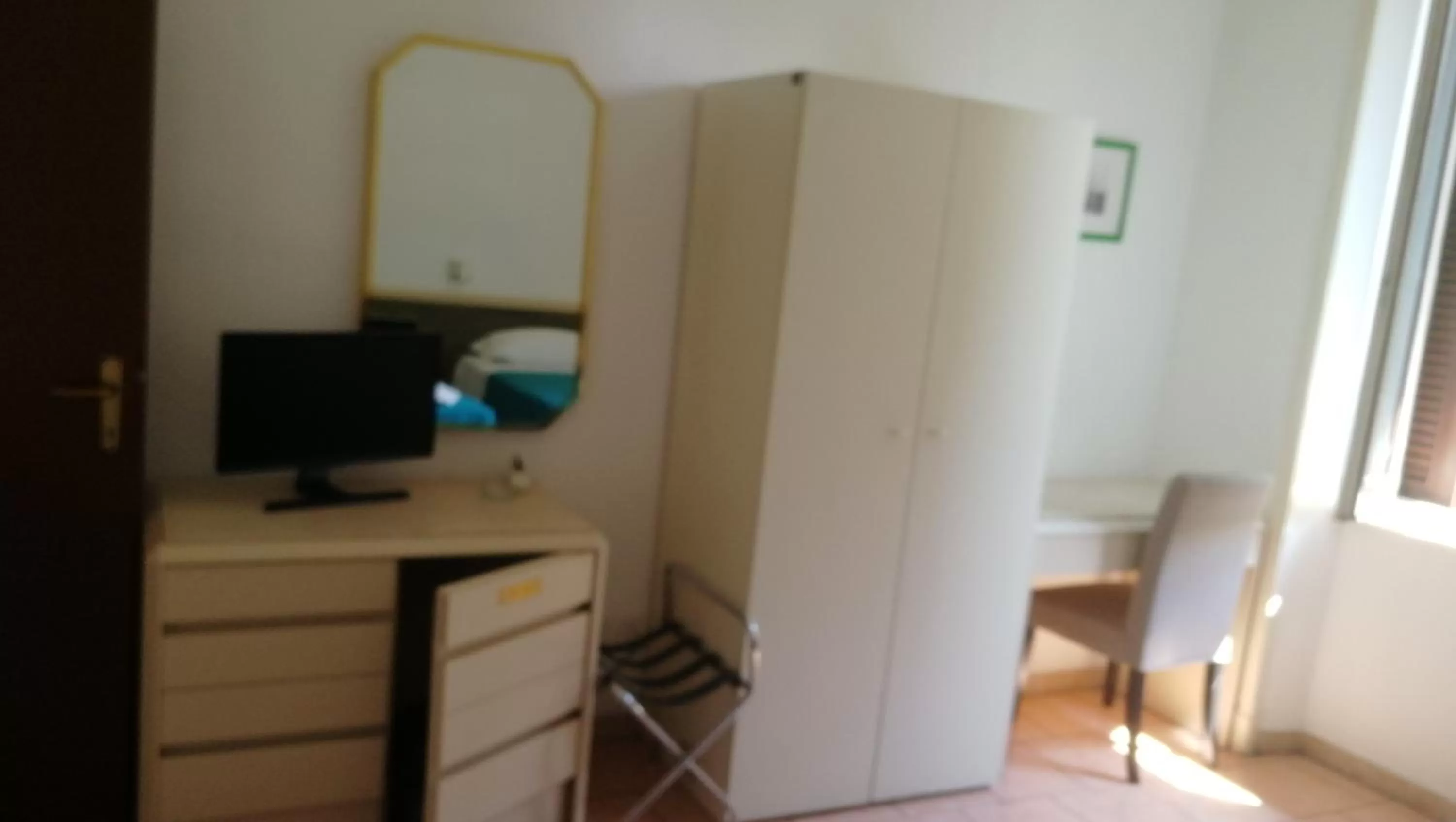 Photo of the whole room in Hotel Gambara