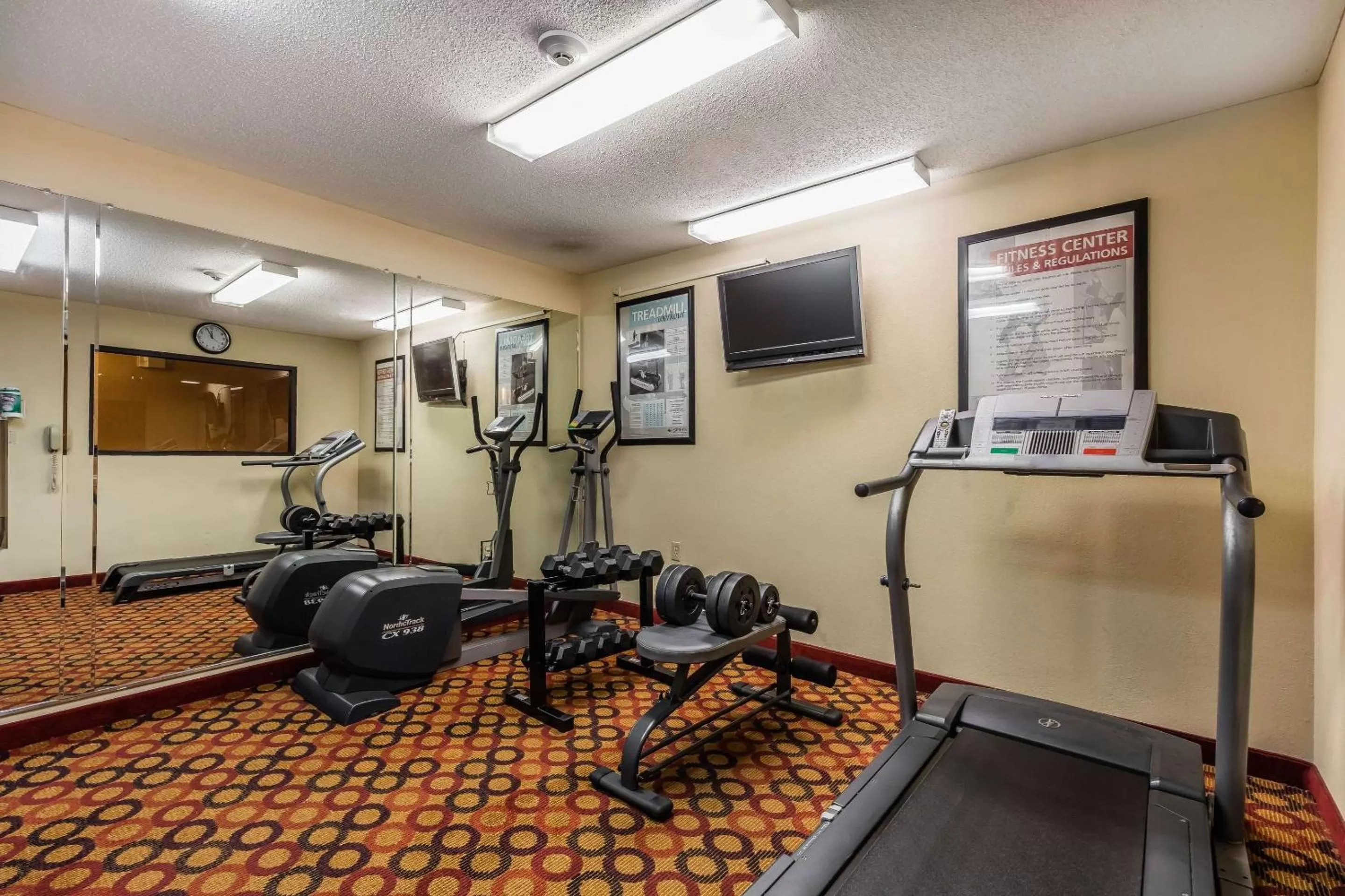 Fitness centre/facilities in Comfort Inn & Suites Jasper Hwy 78 West