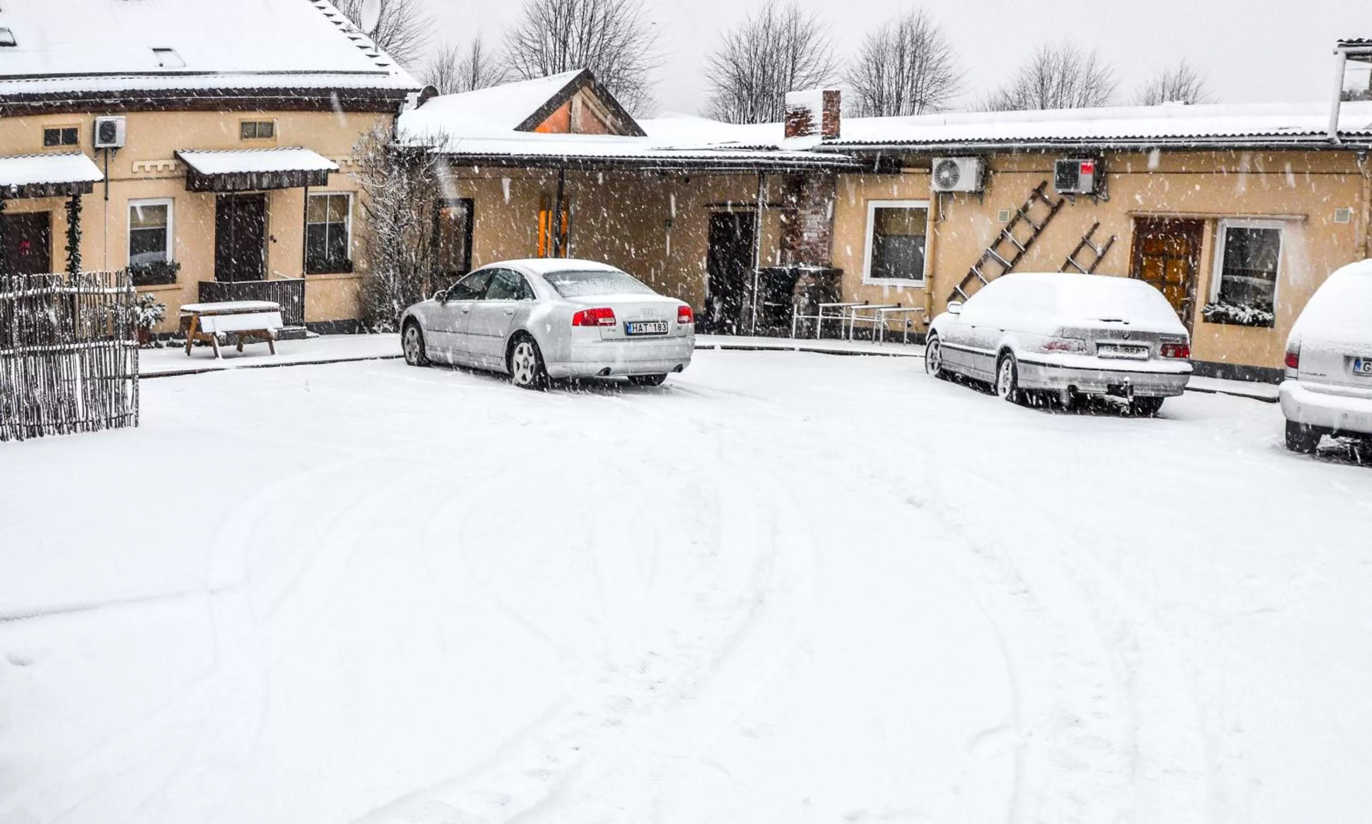 Property building, Winter in Veldzes Nams