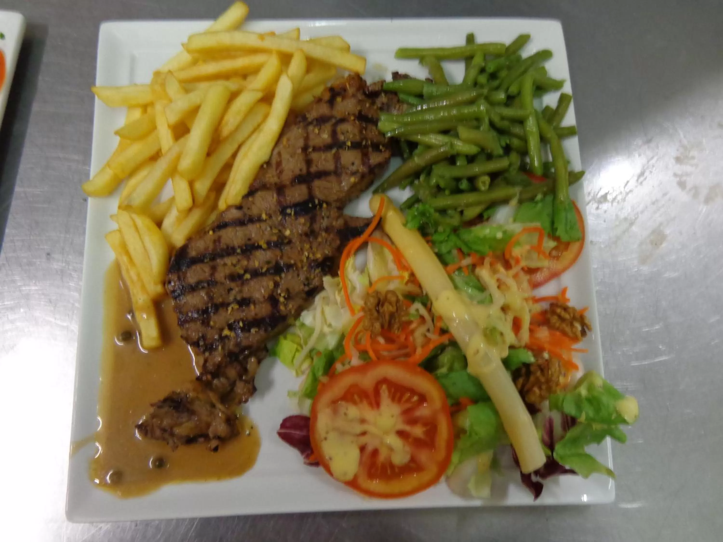 Restaurant/places to eat in Le Relais de la RN7