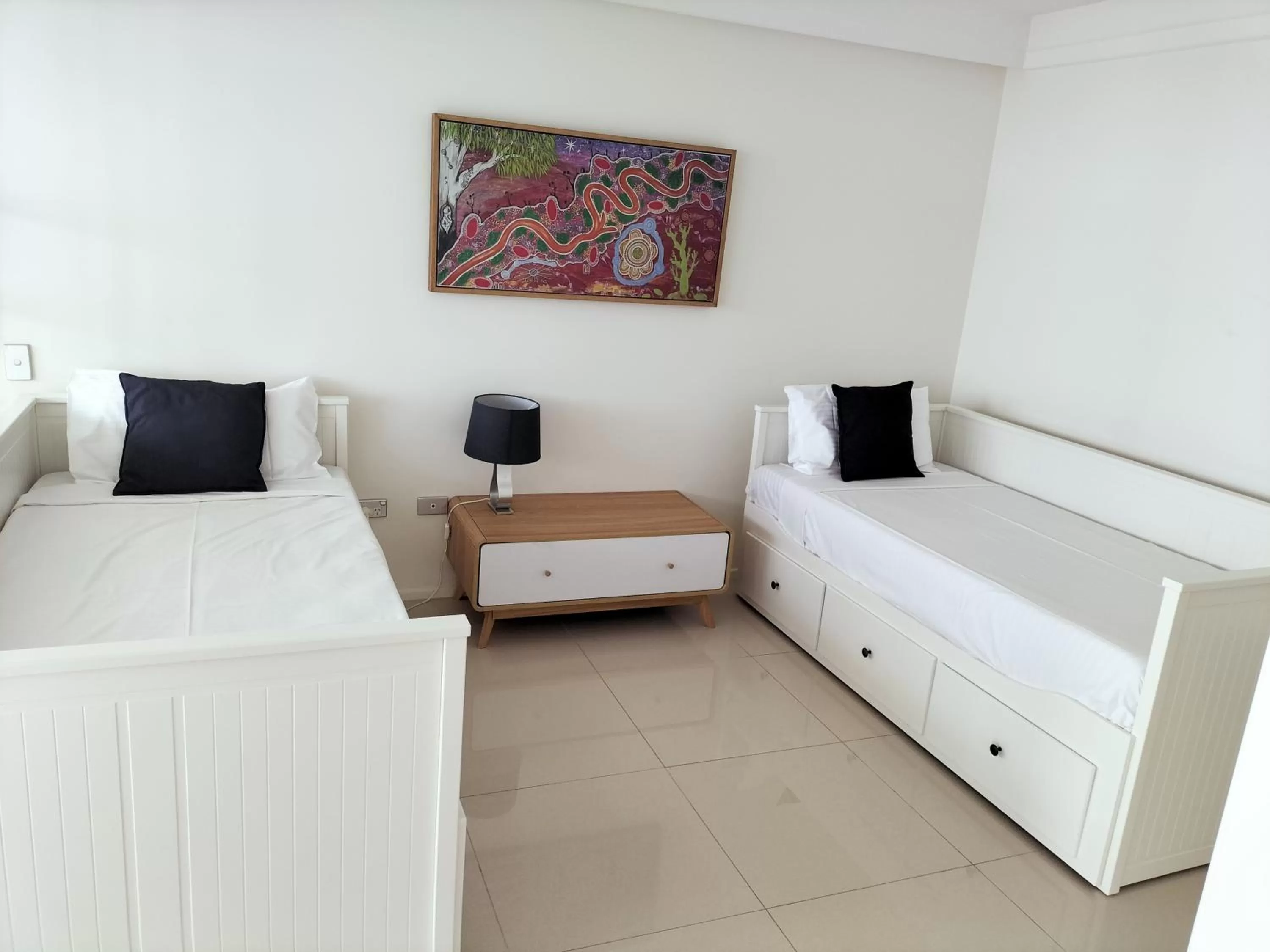 Bed in Marriner Views