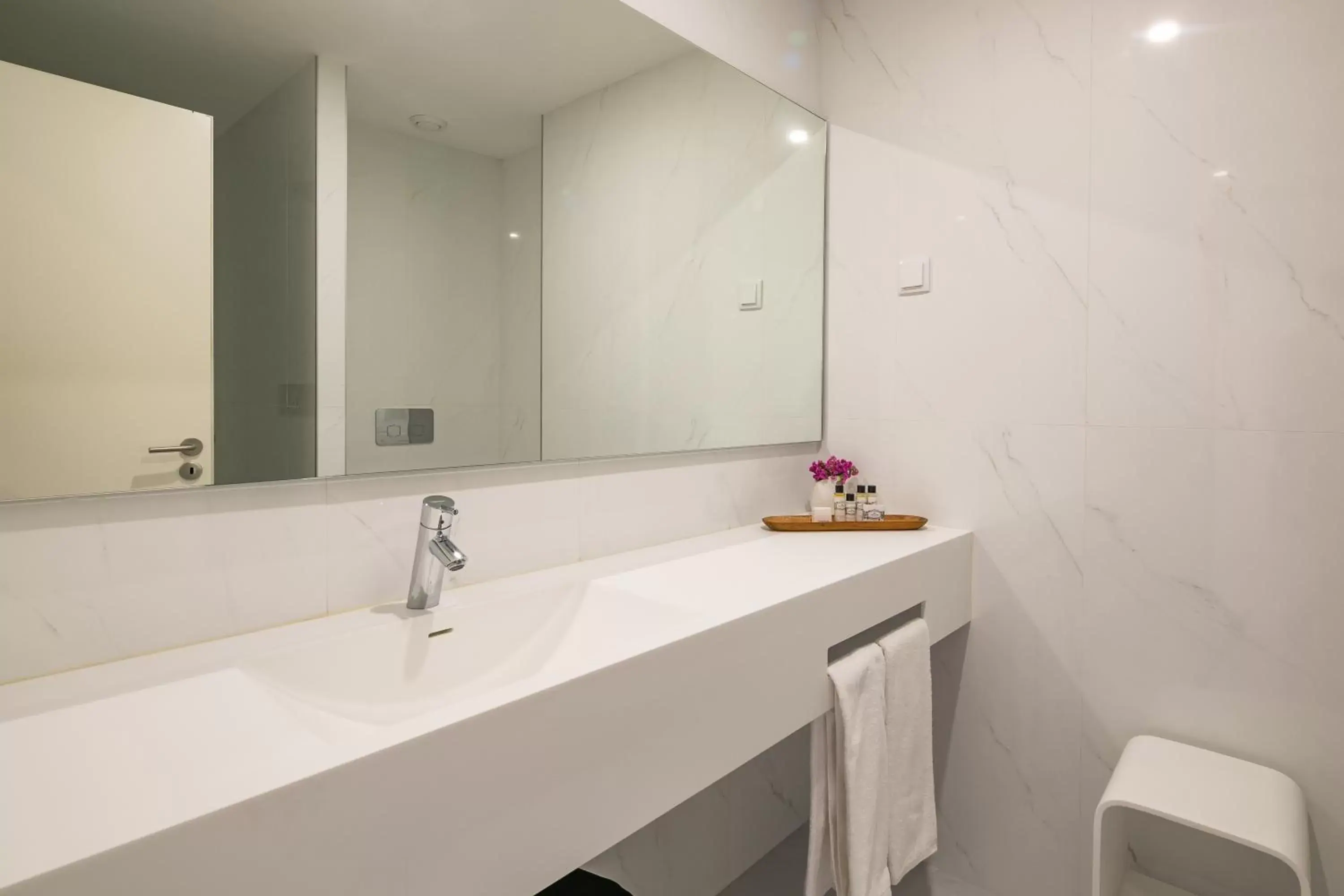 Suite with Balcony in Porto River Infante Suite with Balcony in Porto River Infante