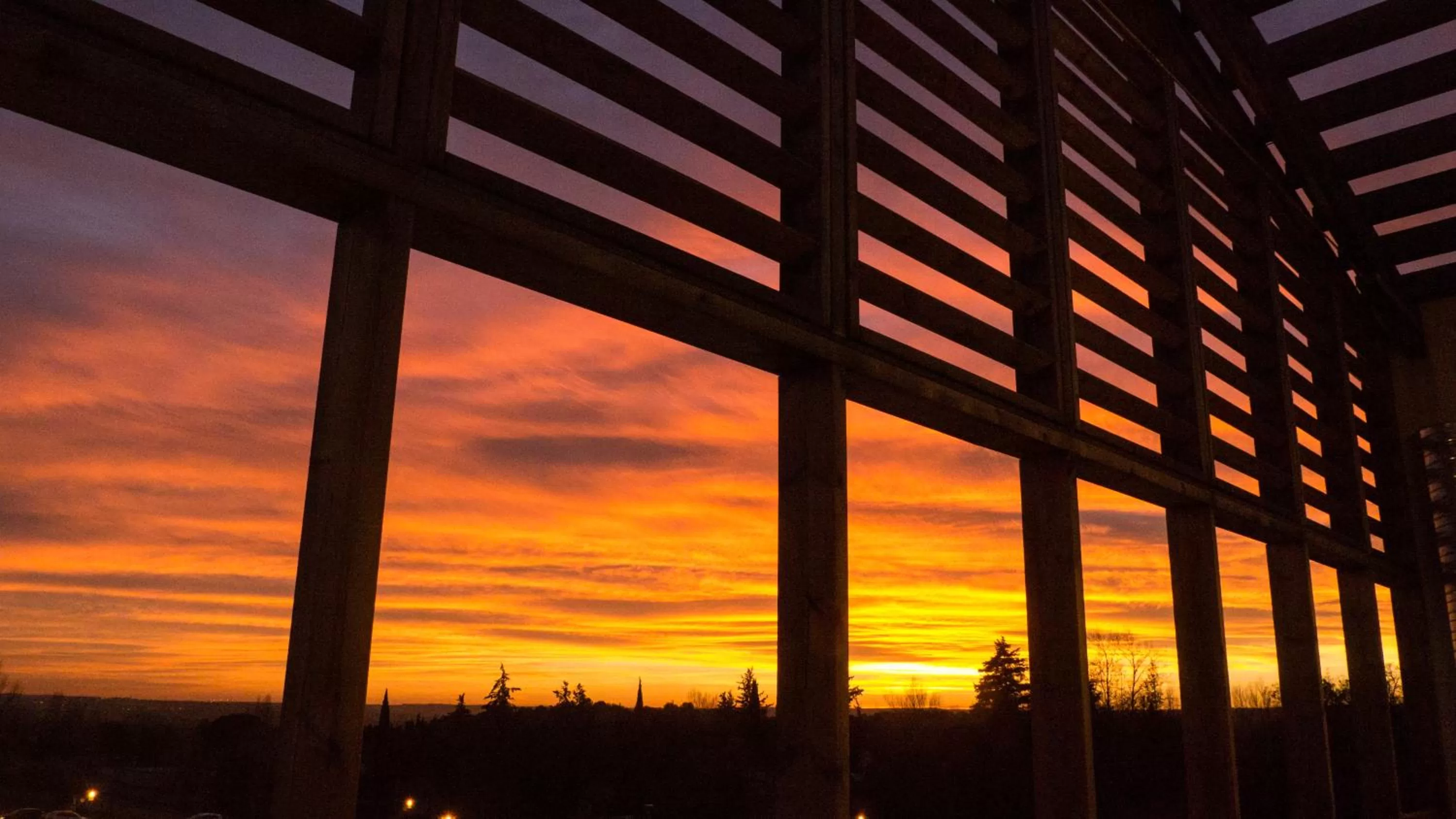 Garden view, Sunrise/Sunset in Les Terrasses D'Aix - Studio avec Grande Terrasse privée