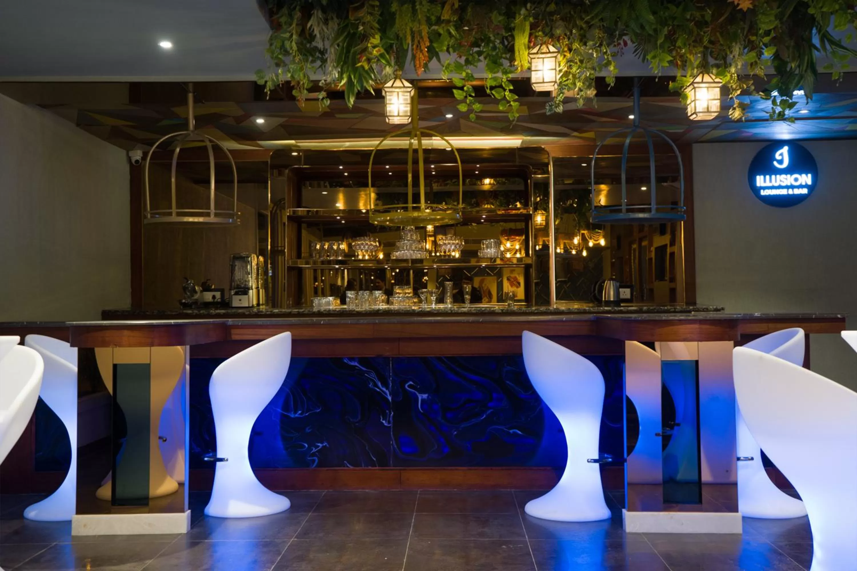 Lounge or bar in Clarks Inn Suites Kangra