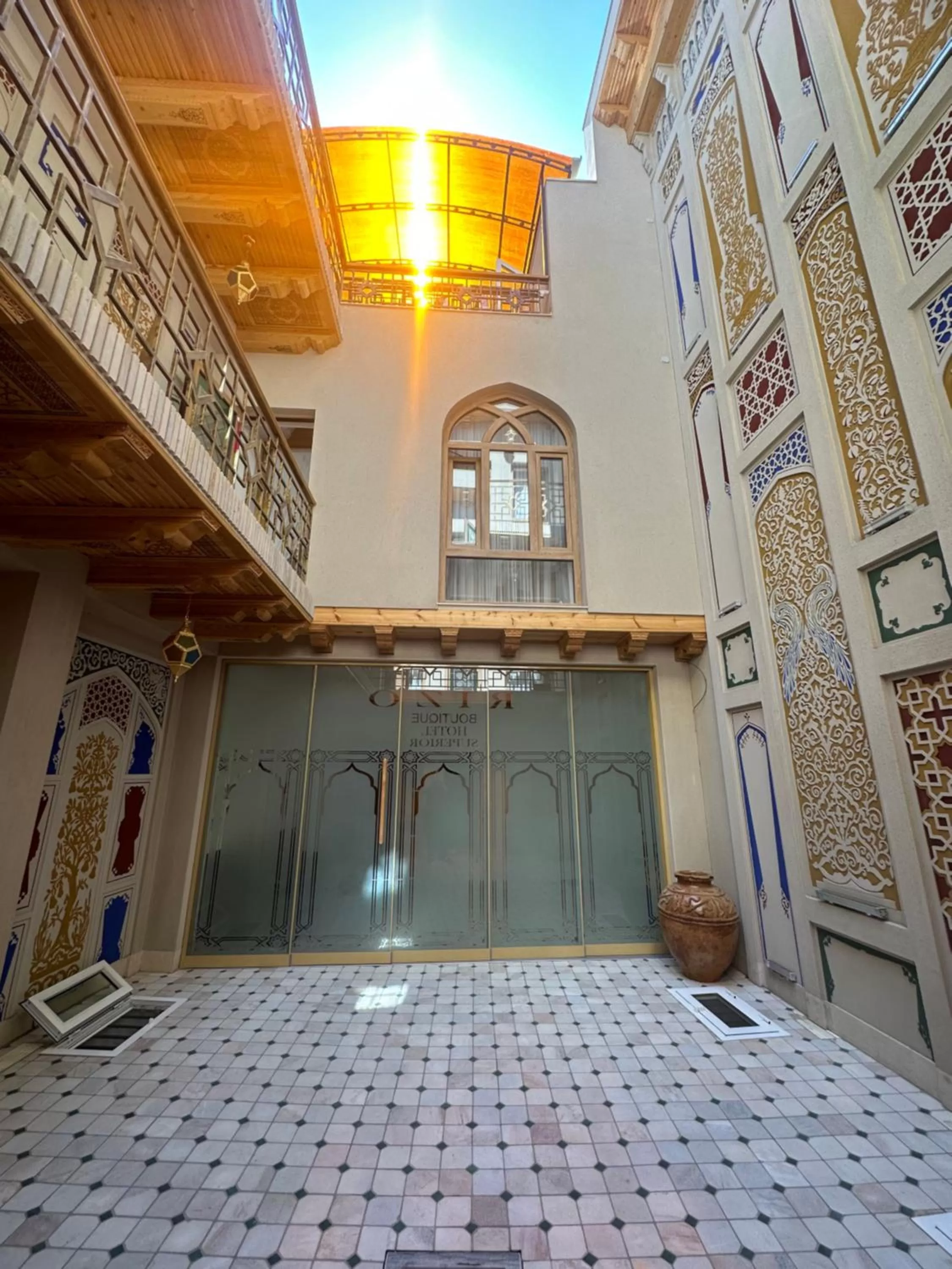 Rizo Boutique Superior