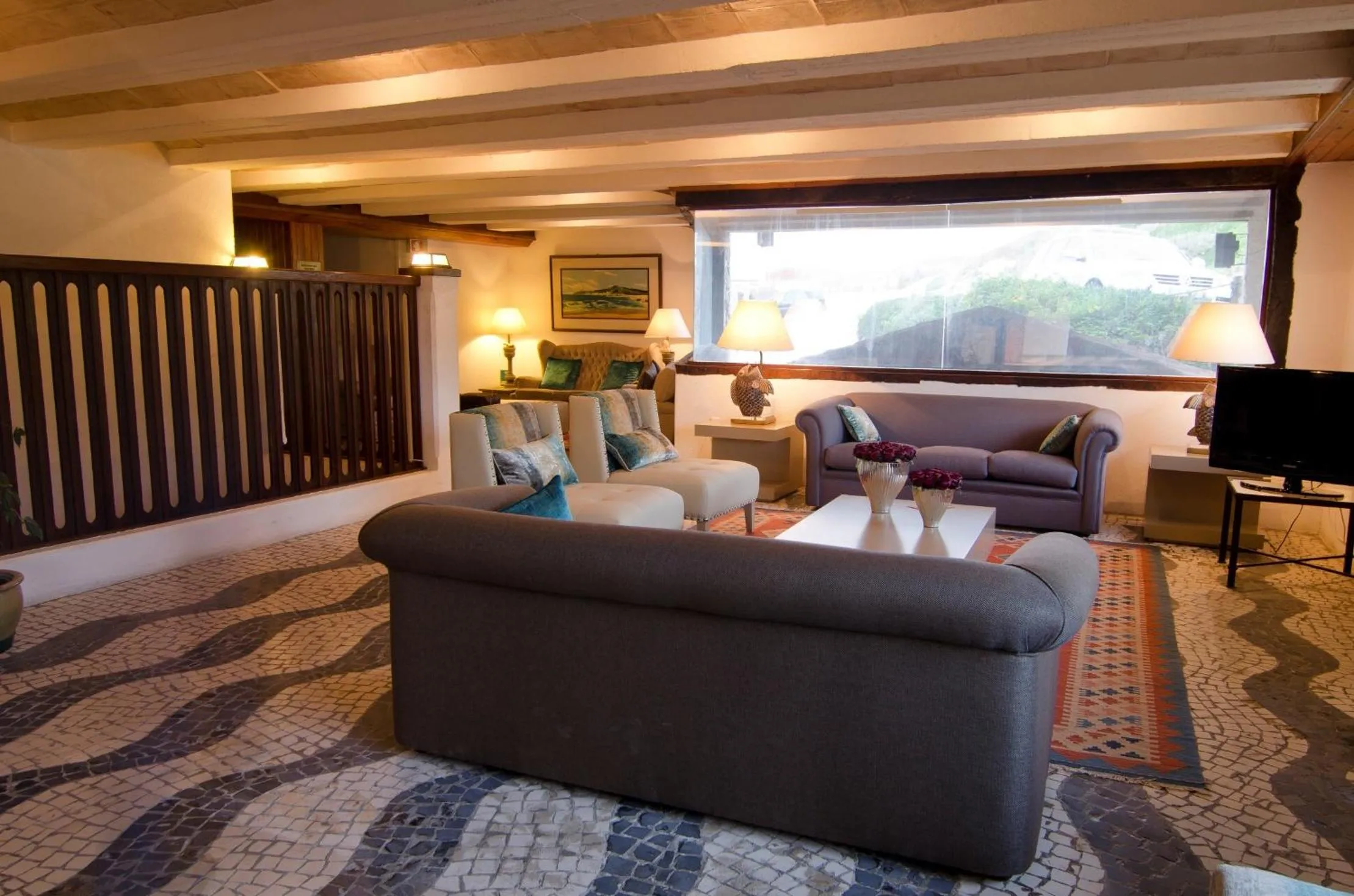 Lobby or reception in Estalagem Muchaxo Hotel