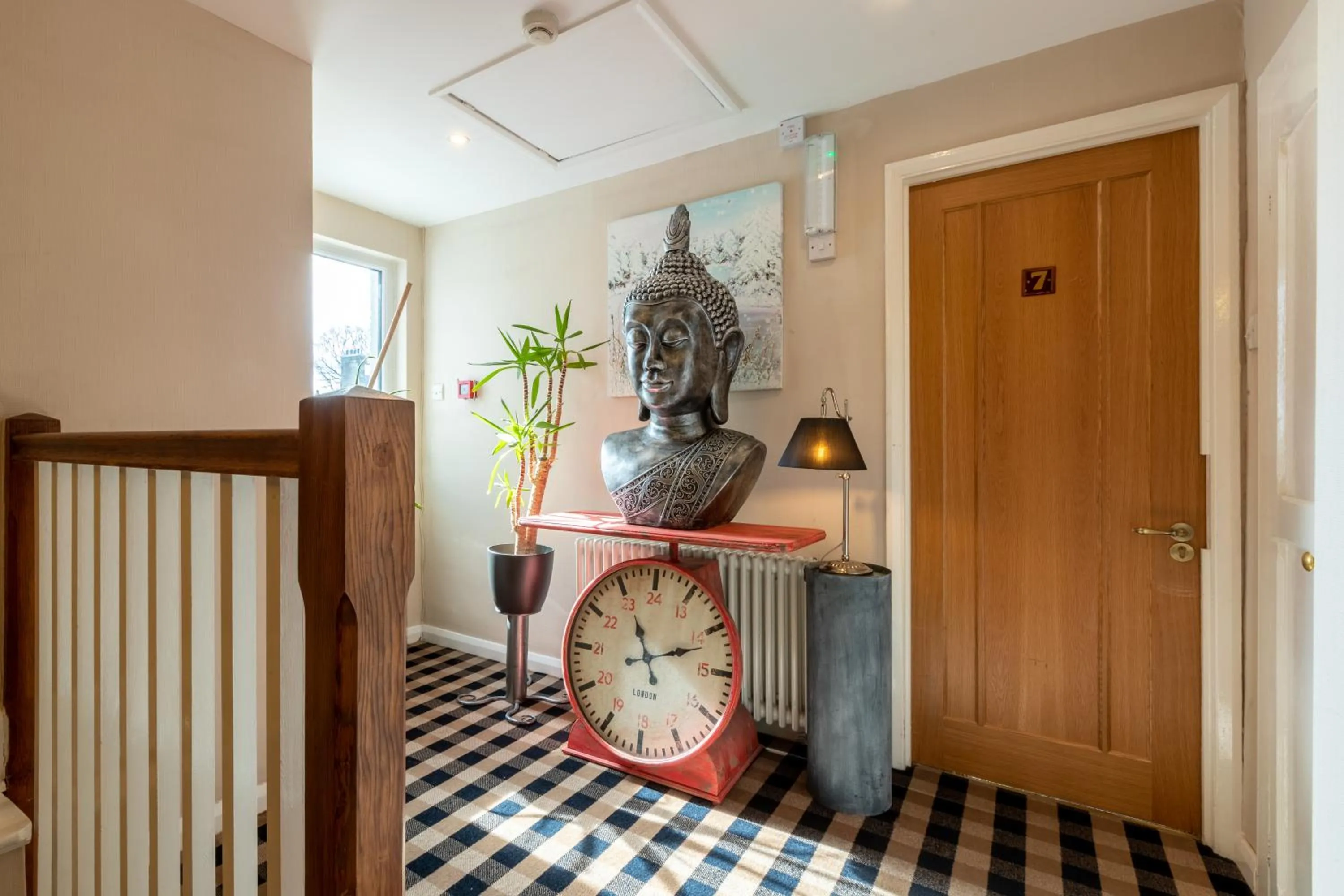 Decorative detail in Holly Lodge Guest House with FREE off site health club