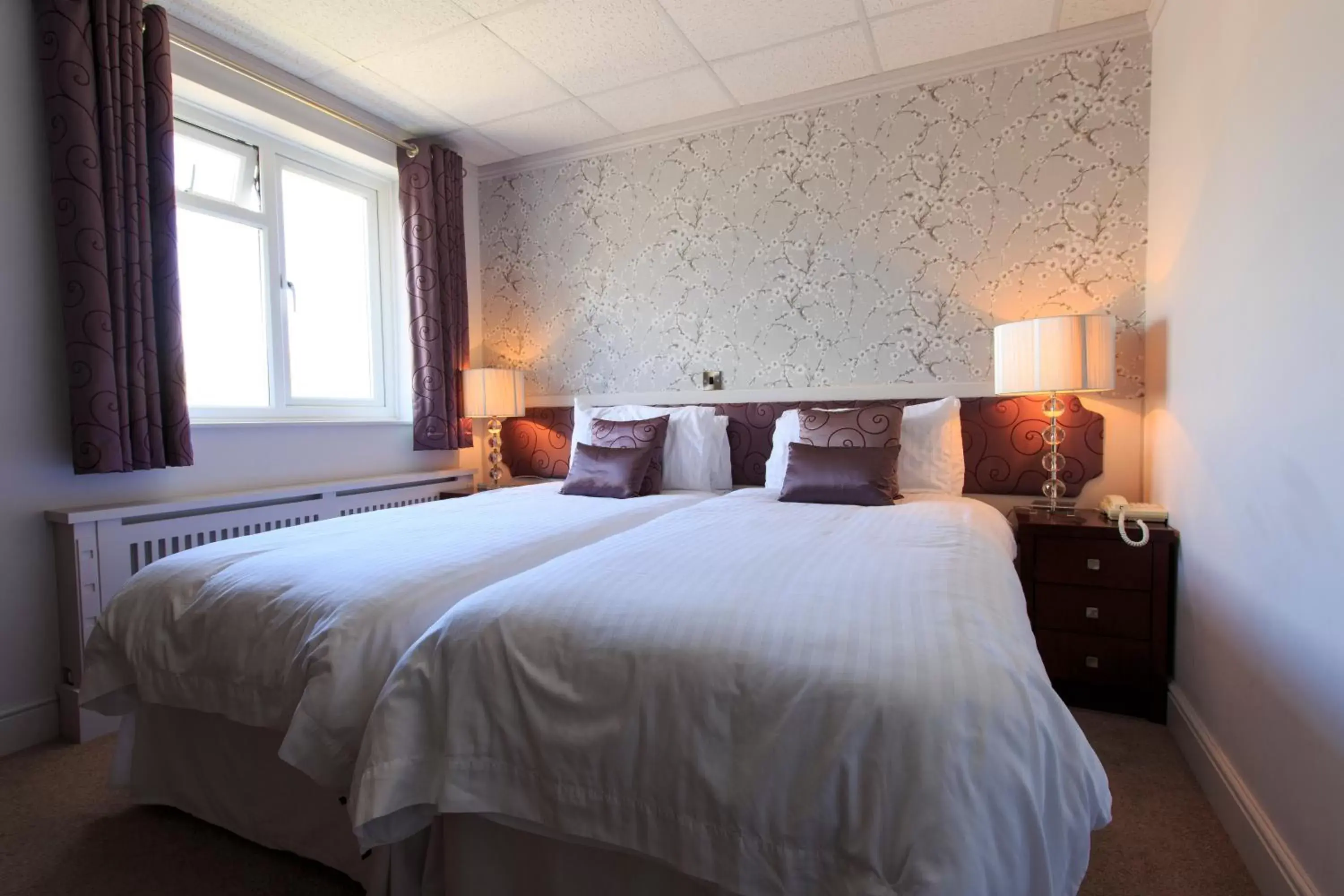 Family Room (2 Adults + 2 Children) in The Pines Hotel Family Room (2 Adults + 2 Children) in The Pines Hotel